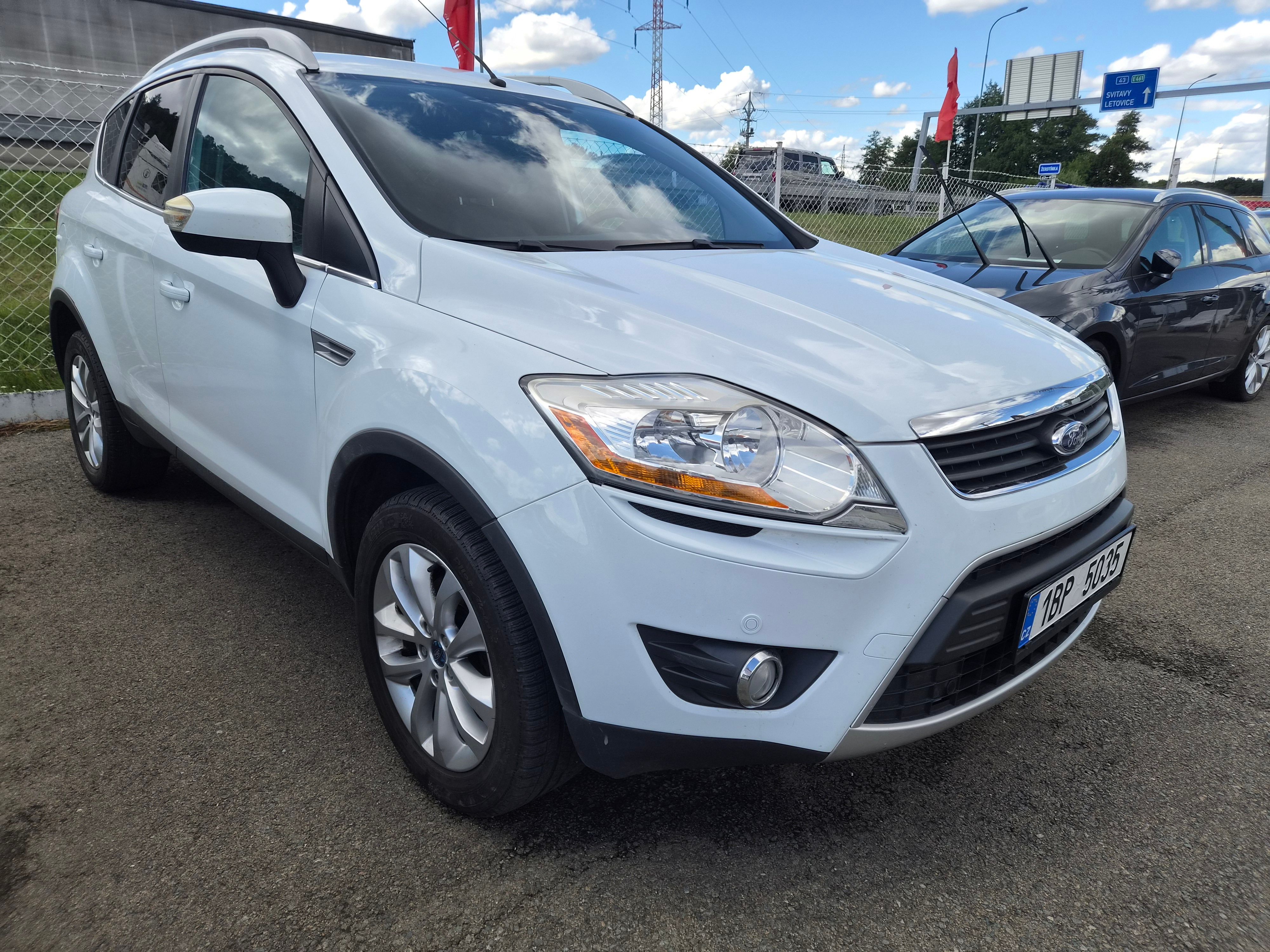 Ford Kuga, 2,0TDCI 4X4 132000 KM TITANIUM - fotka 5