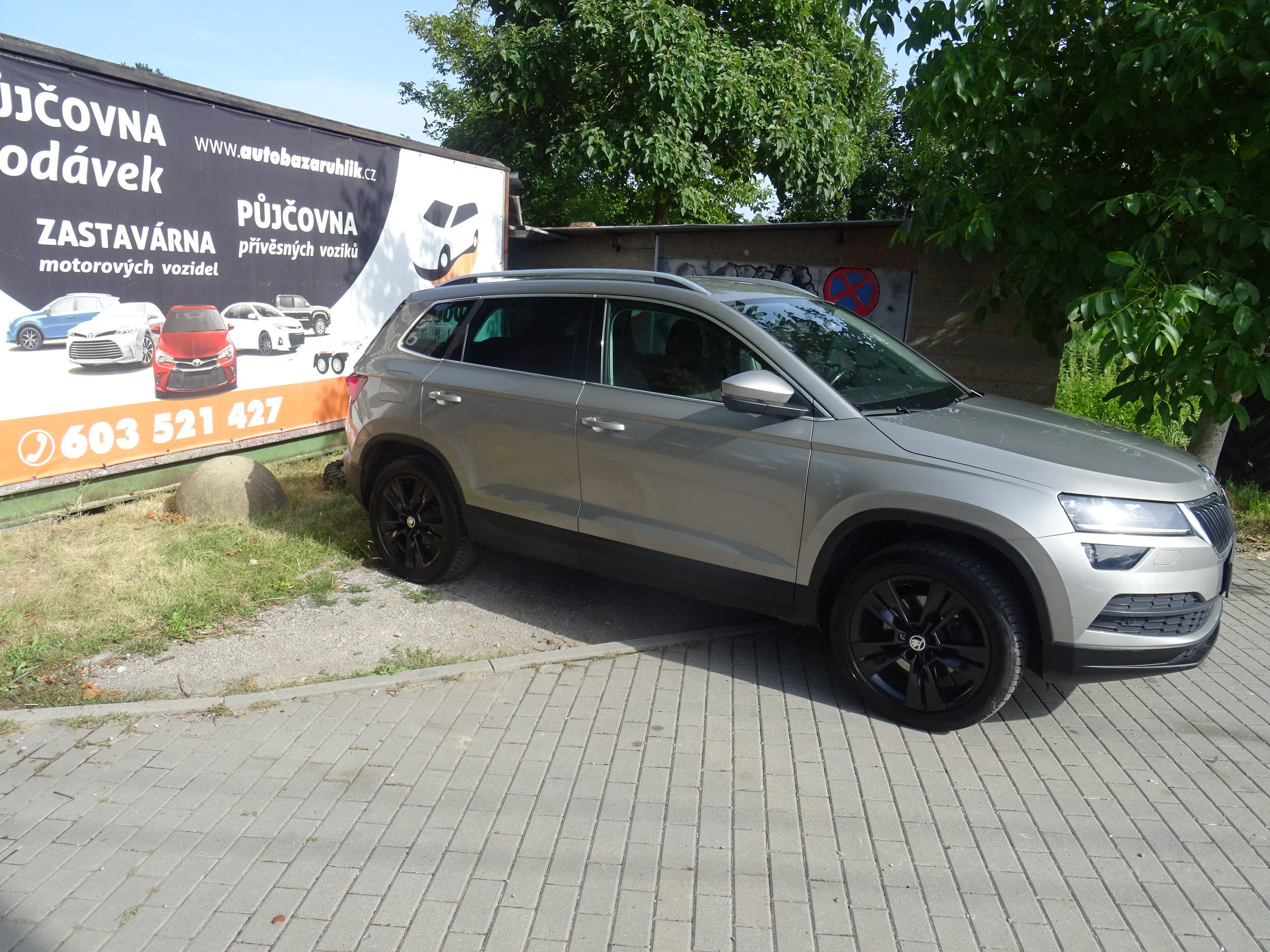 Škoda Karoq, 2.0 tdi 4x4 dsg - fotka 3