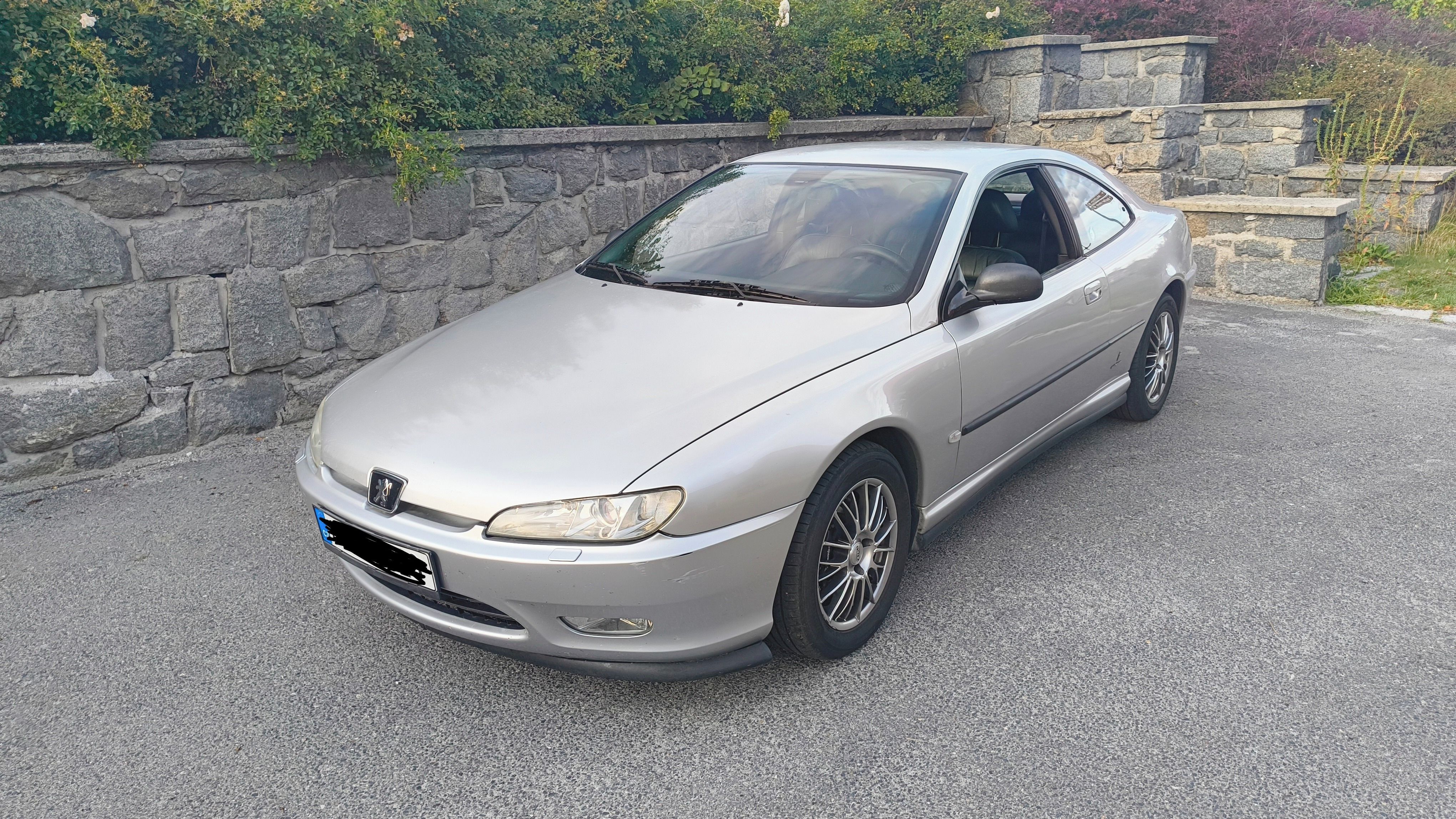 Peugeot 406, 406 Coupe 3.0 V6 - fotka 2