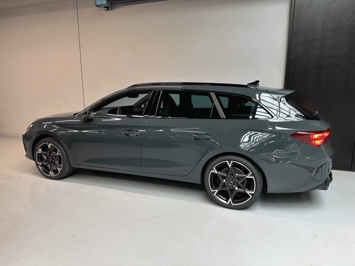 Cupra Leon, VZ 2.0 TSI 333k DSG 4WD - fotka 3