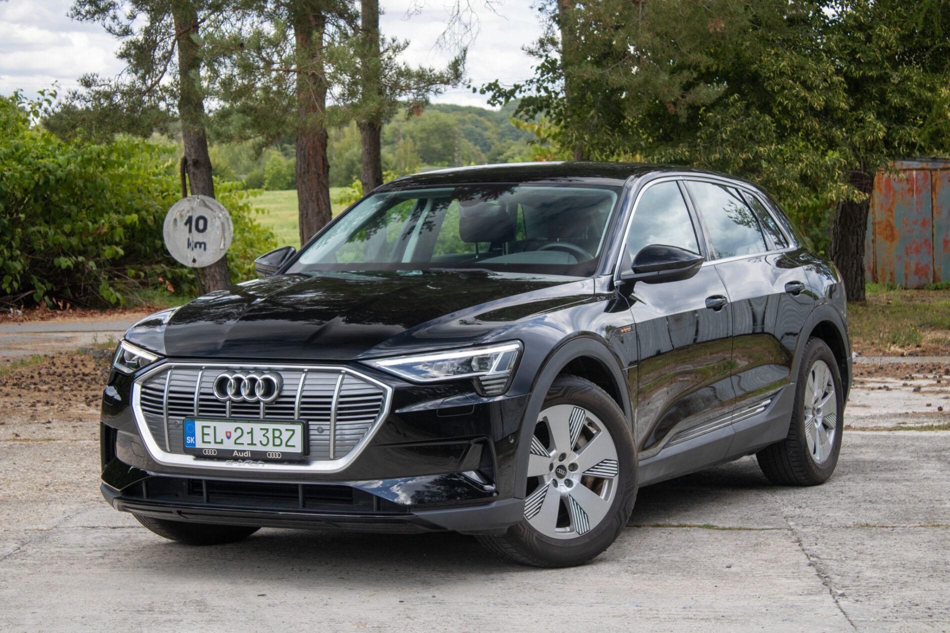 Audi e-tron