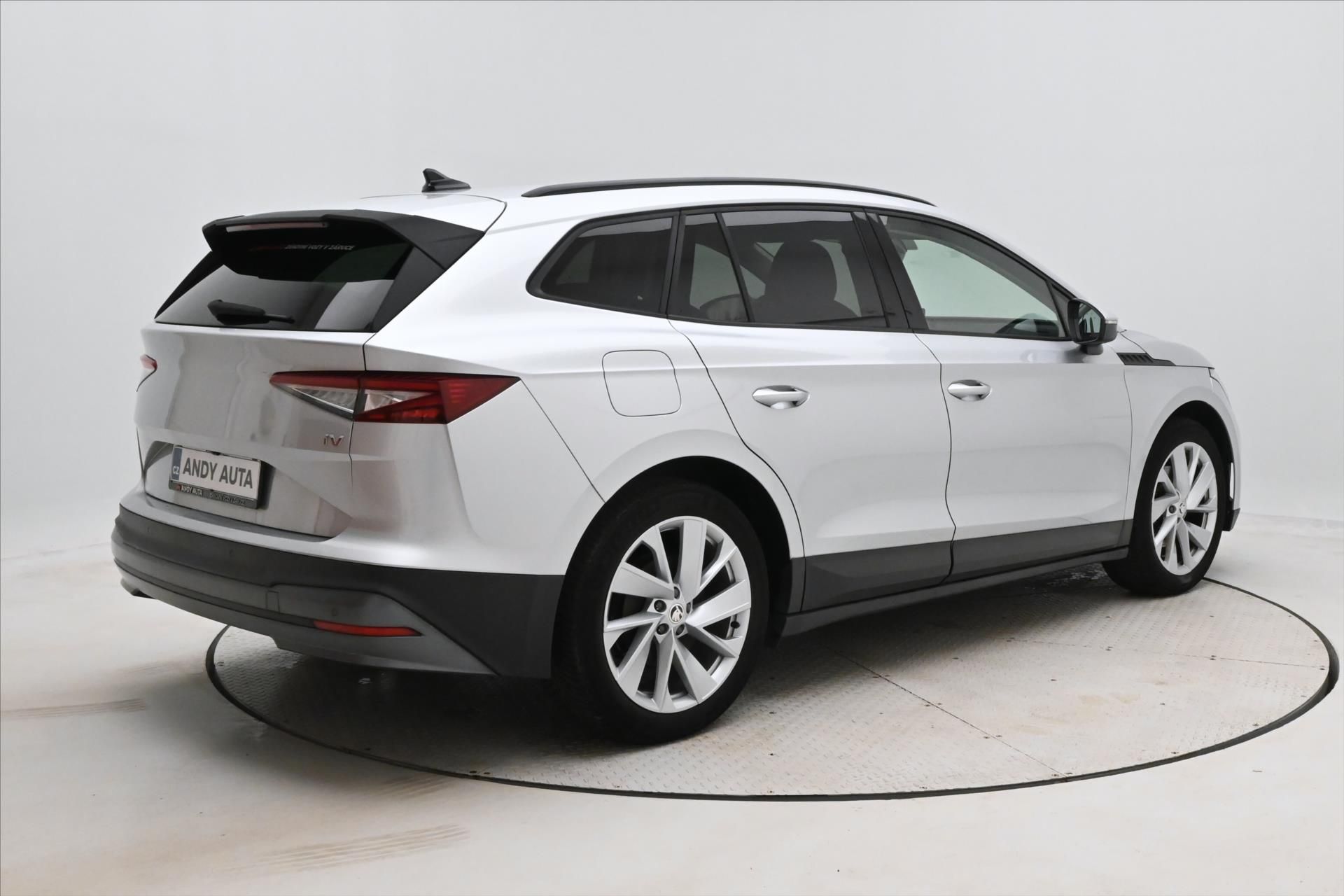 Škoda Enyaq, iV60 132kW SOH 88% FIRST Editi - fotka 5