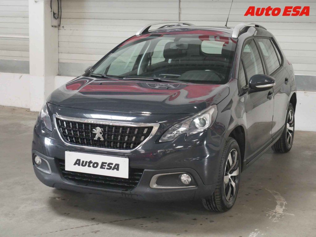 Peugeot 2008, 1.2,2.maj,ČR - fotka 3