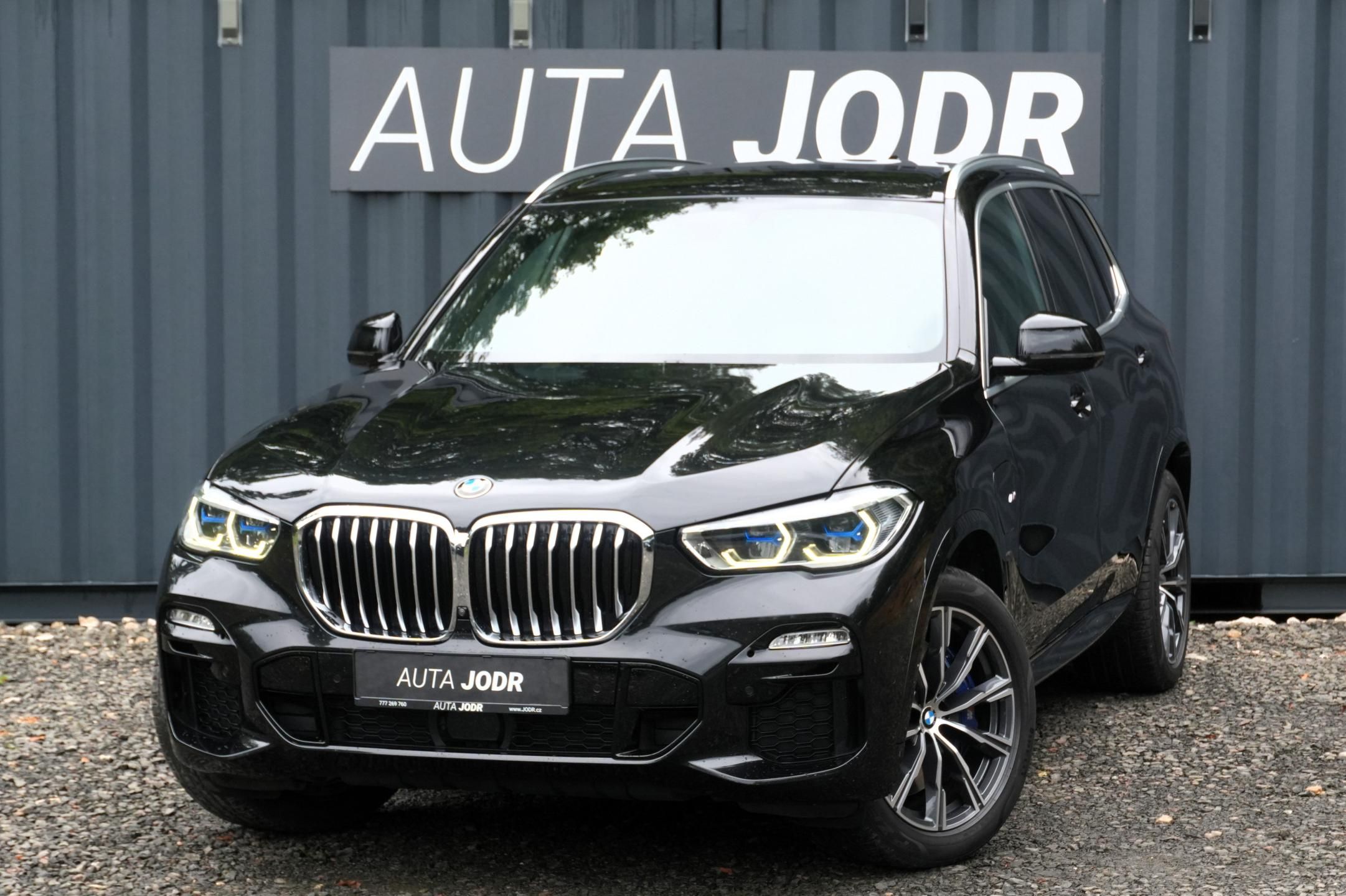 BMW X5, 45e, ČR, H/K, Ventilace, Tažné