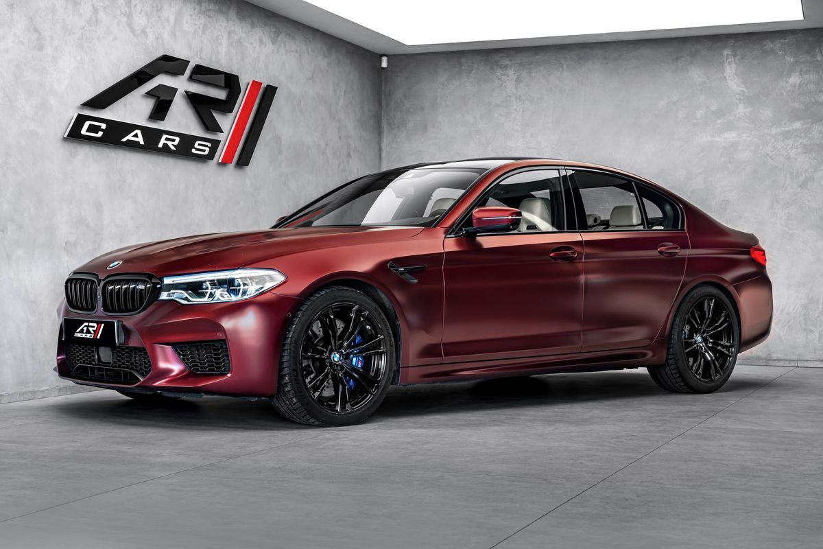 BMW M5, First Edition 1/400