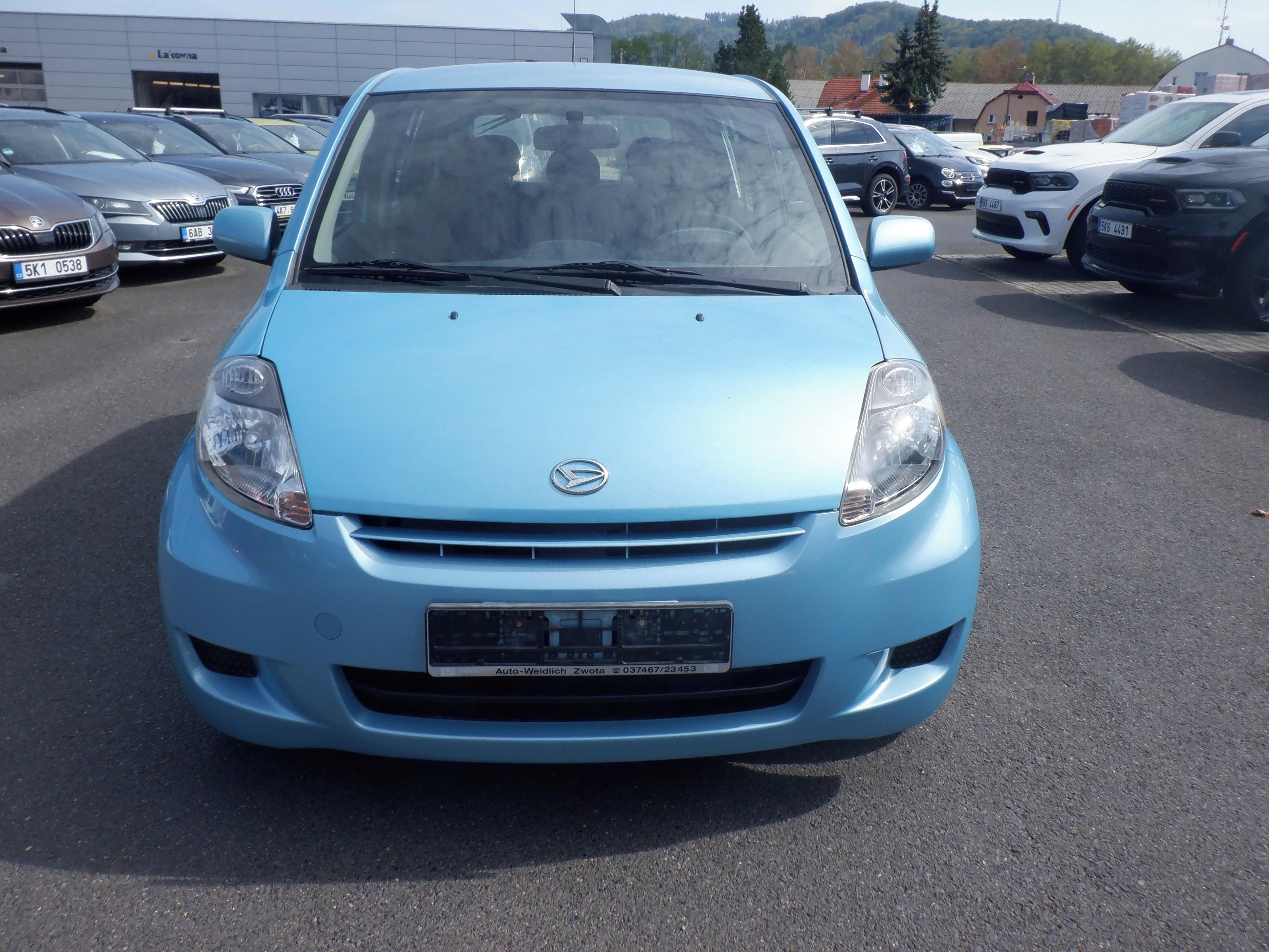 Daihatsu Sirion, 1.3i 67kW 4x4,1.majitel!! - fotka 2