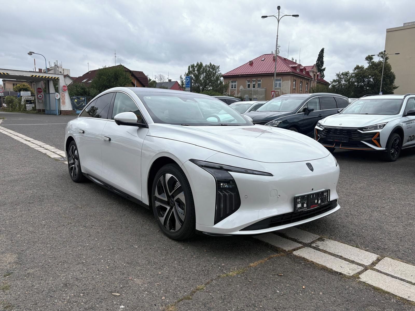 Forthing S7 REEV, Exclusive - fotka 2