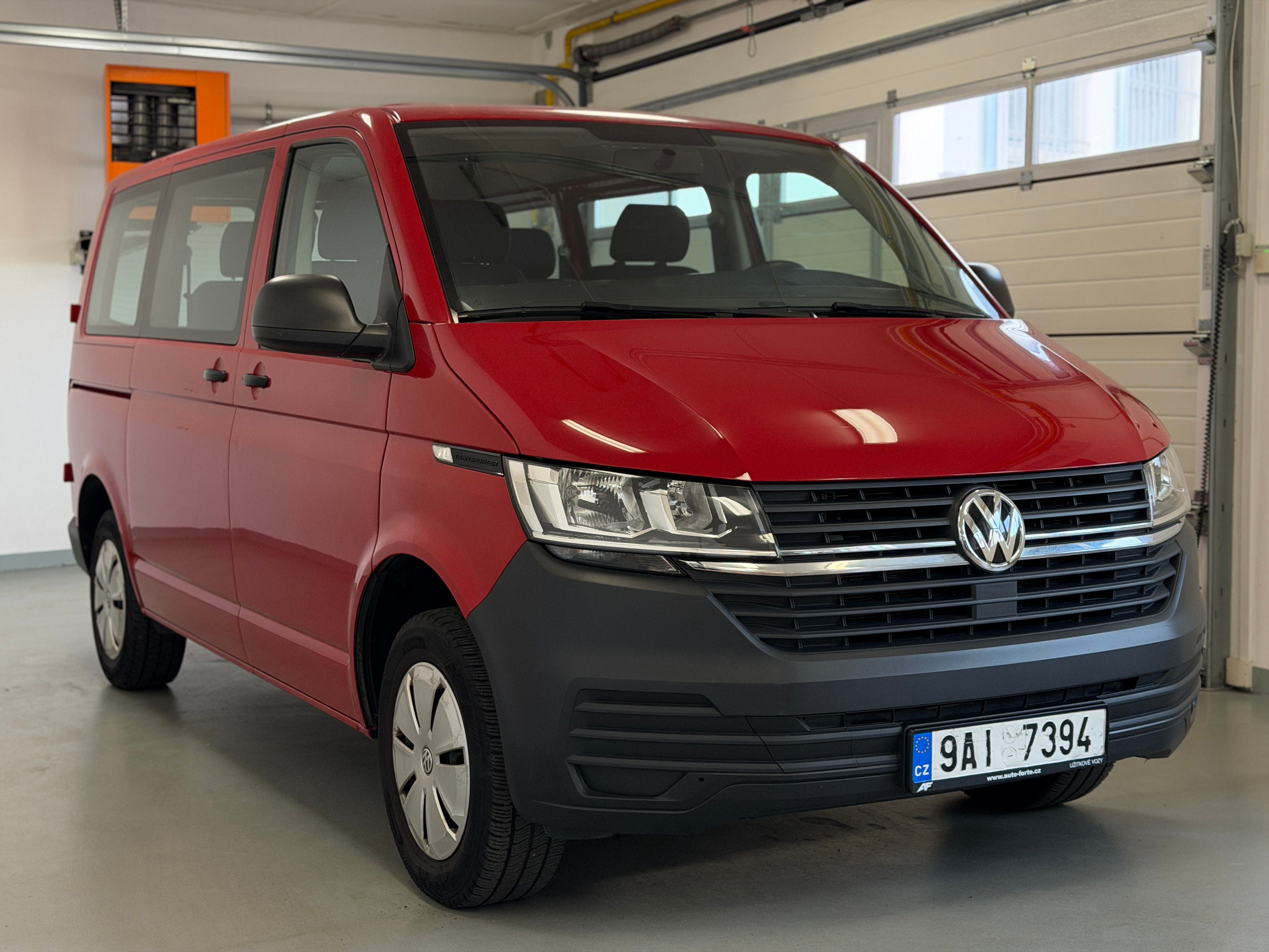 Volkswagen Transporter, t6 2,0 TDI 81 kw 6 MÍST - fotka 4