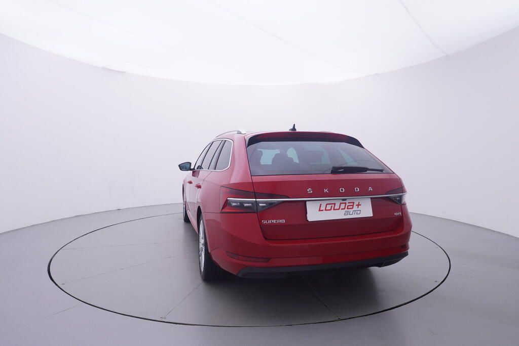 Škoda Superb, Style 2.0 TDI 140 kW - fotka 4