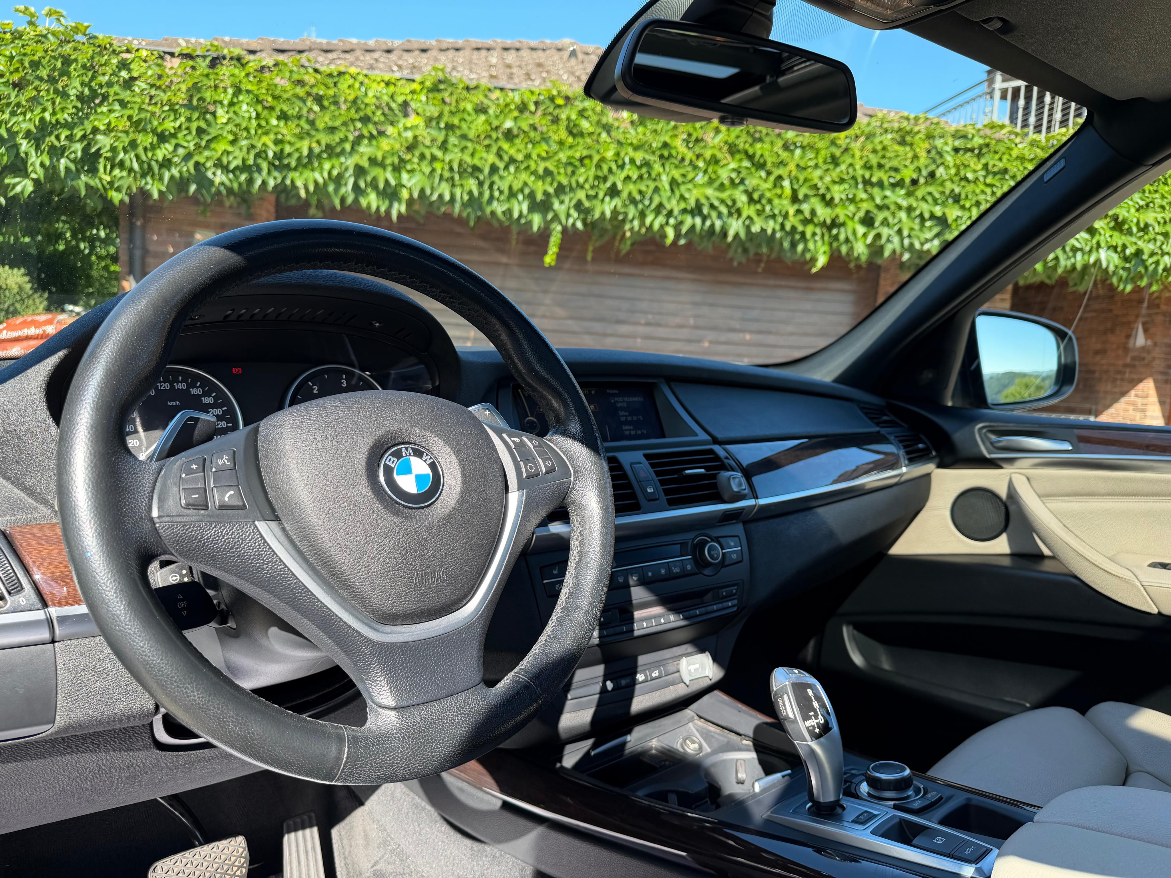 BMW X5, BMW X5 xDrive 40d 225 kW - fotka 5