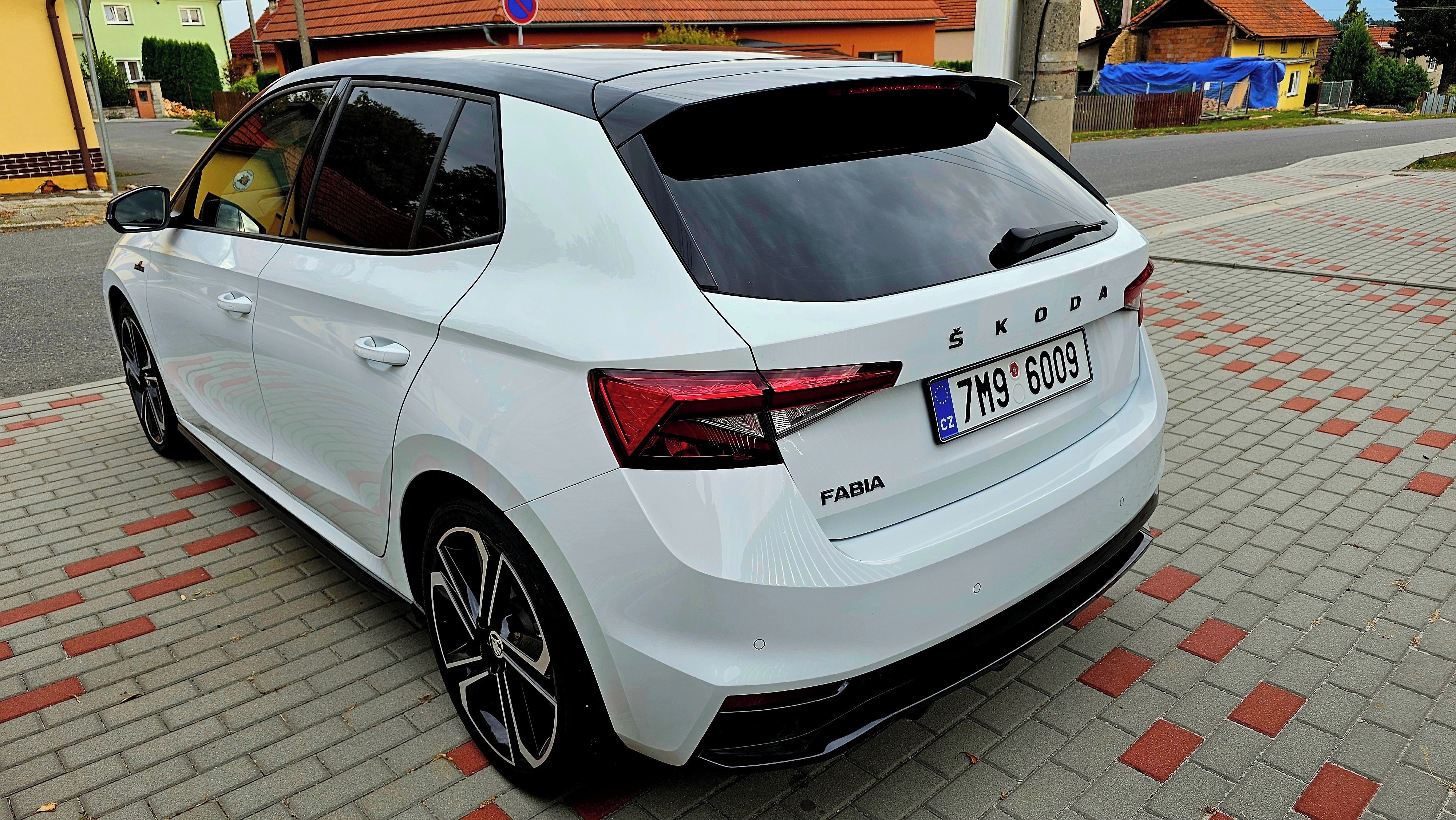 Škoda Fabia, 1.5 TSI Monte Carlo - fotka 4