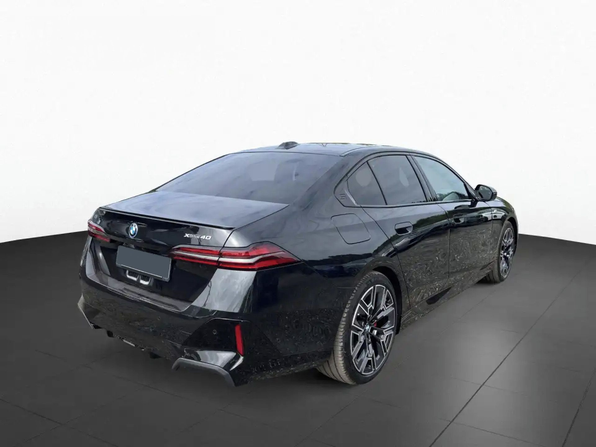 BMW i5, xDrive40 M-Sport Pro B&W Venti - fotka 3