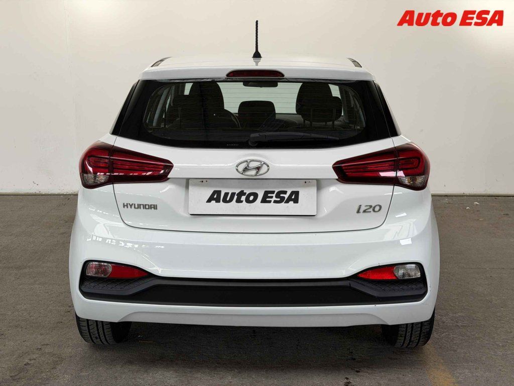 Hyundai i20, 1.25 i - fotka 5