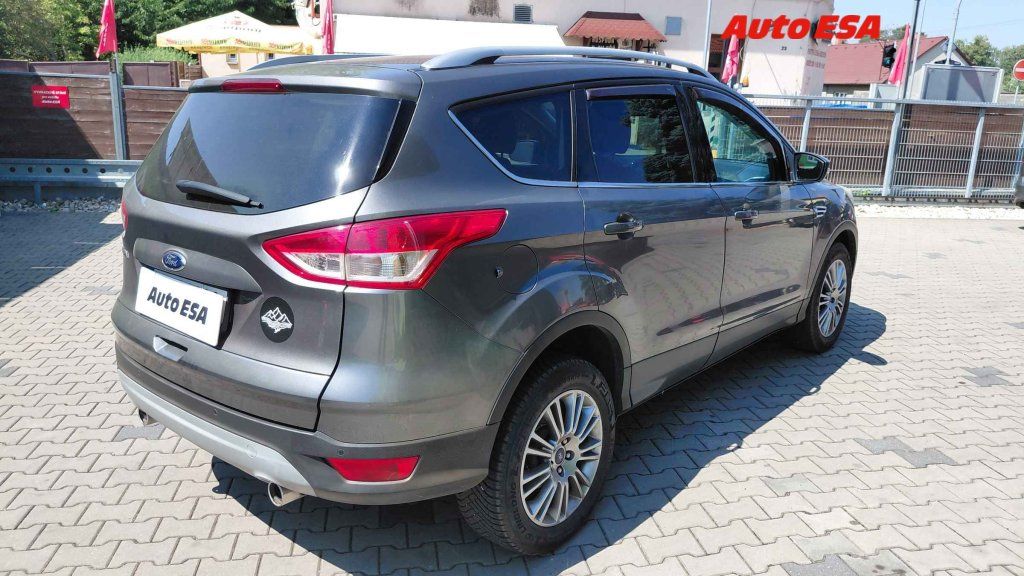 Ford Kuga, 2.0 TDCi - fotka 2