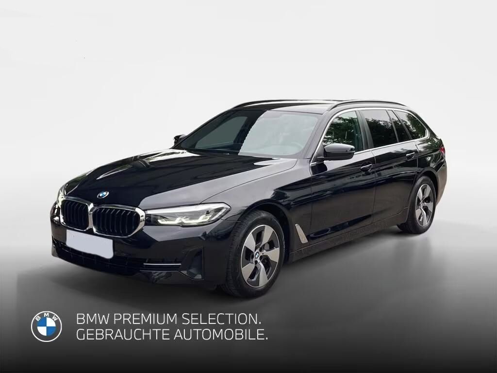 BMW Řada 5, 530i xDrive Touring*Kamera*