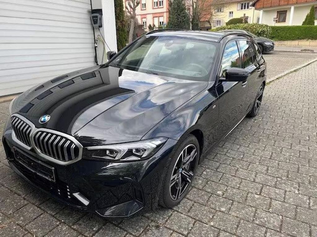 BMW Řada 3, 330I xDrive Touring M Sport