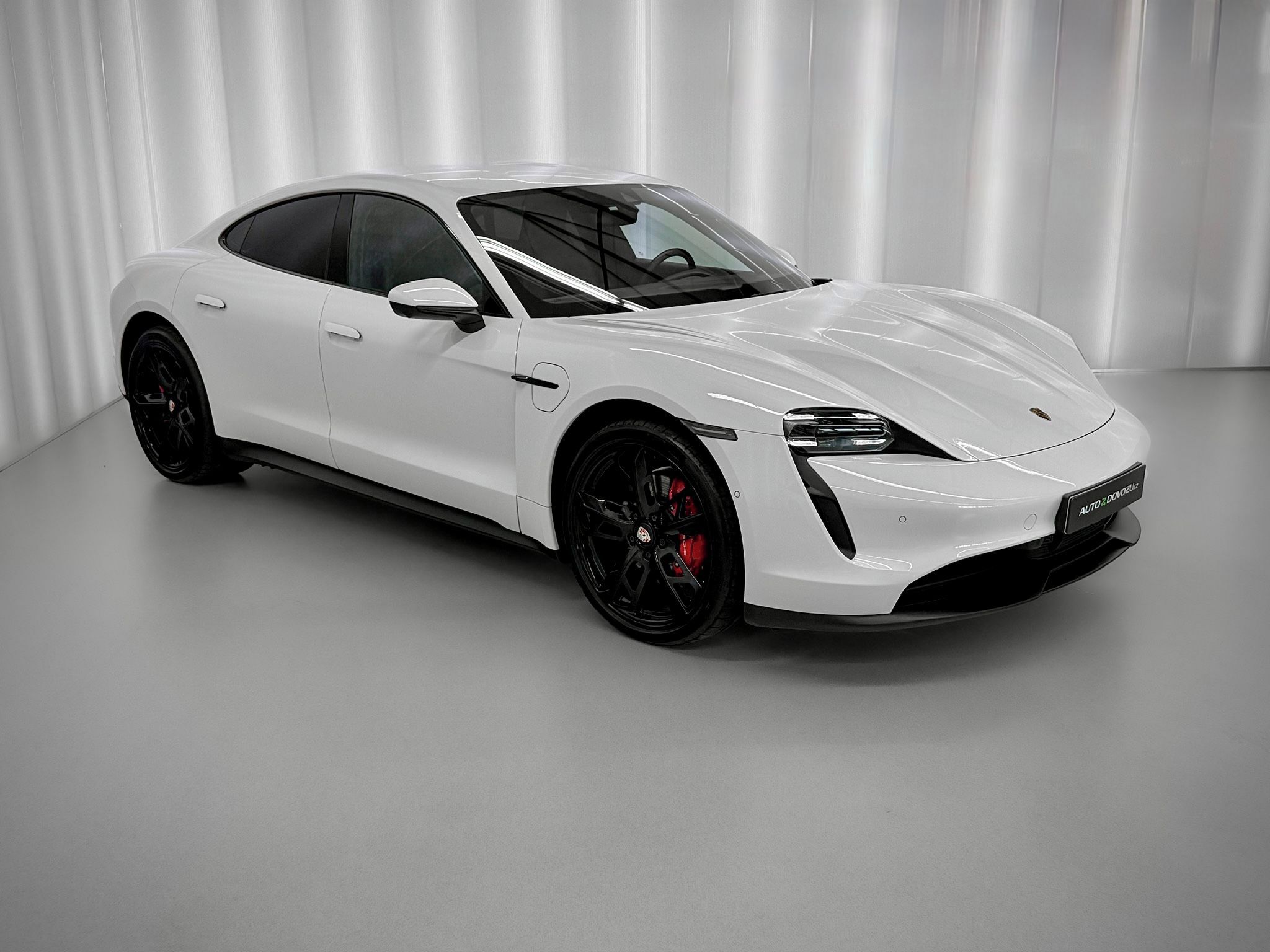 Porsche Taycan, 4S PERFORMANCE, VZDUCH, BOSE - fotka 3