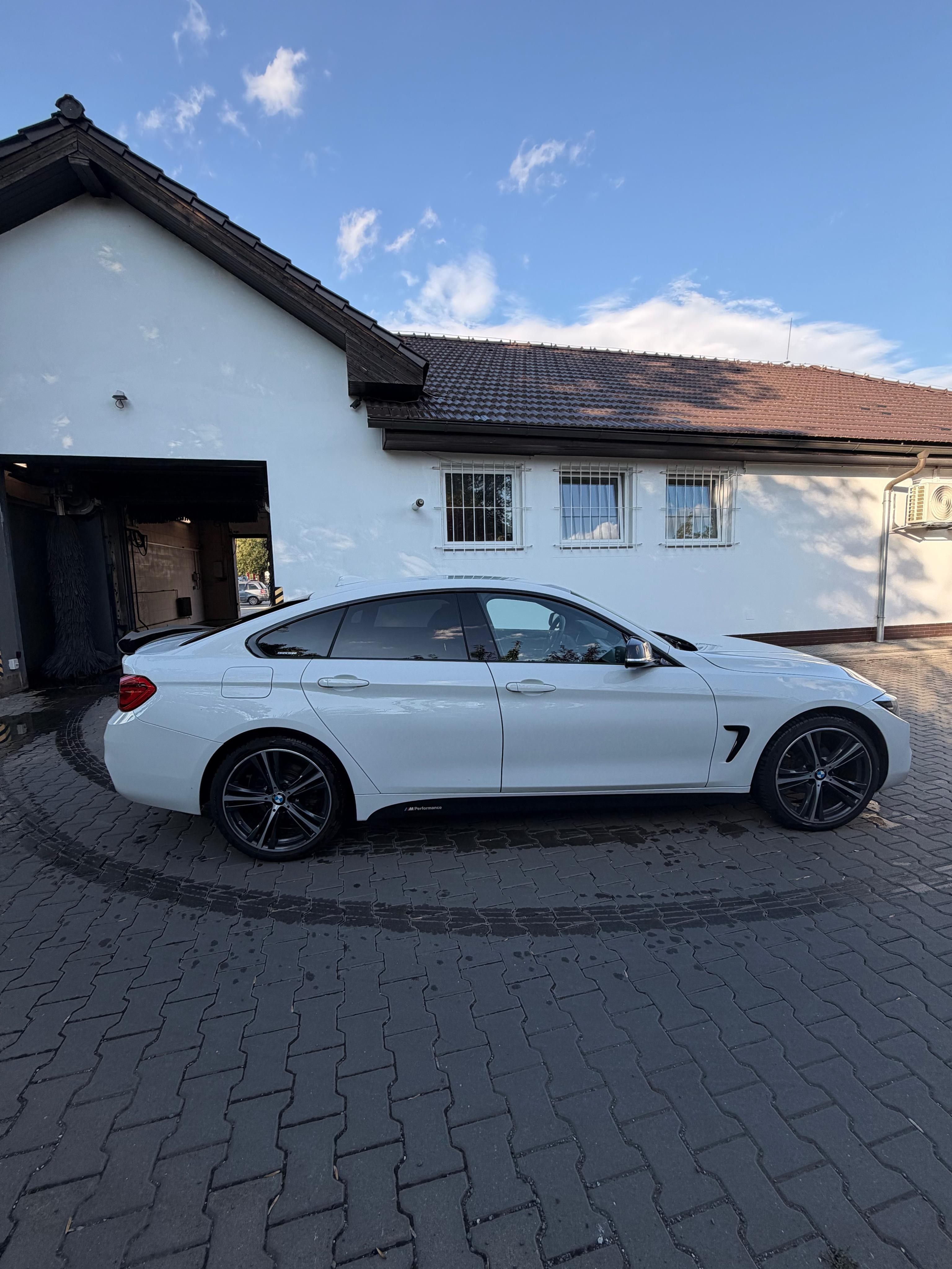 BMW Řada 4, BMW 420i xDrive Grand Coupe - fotka 3