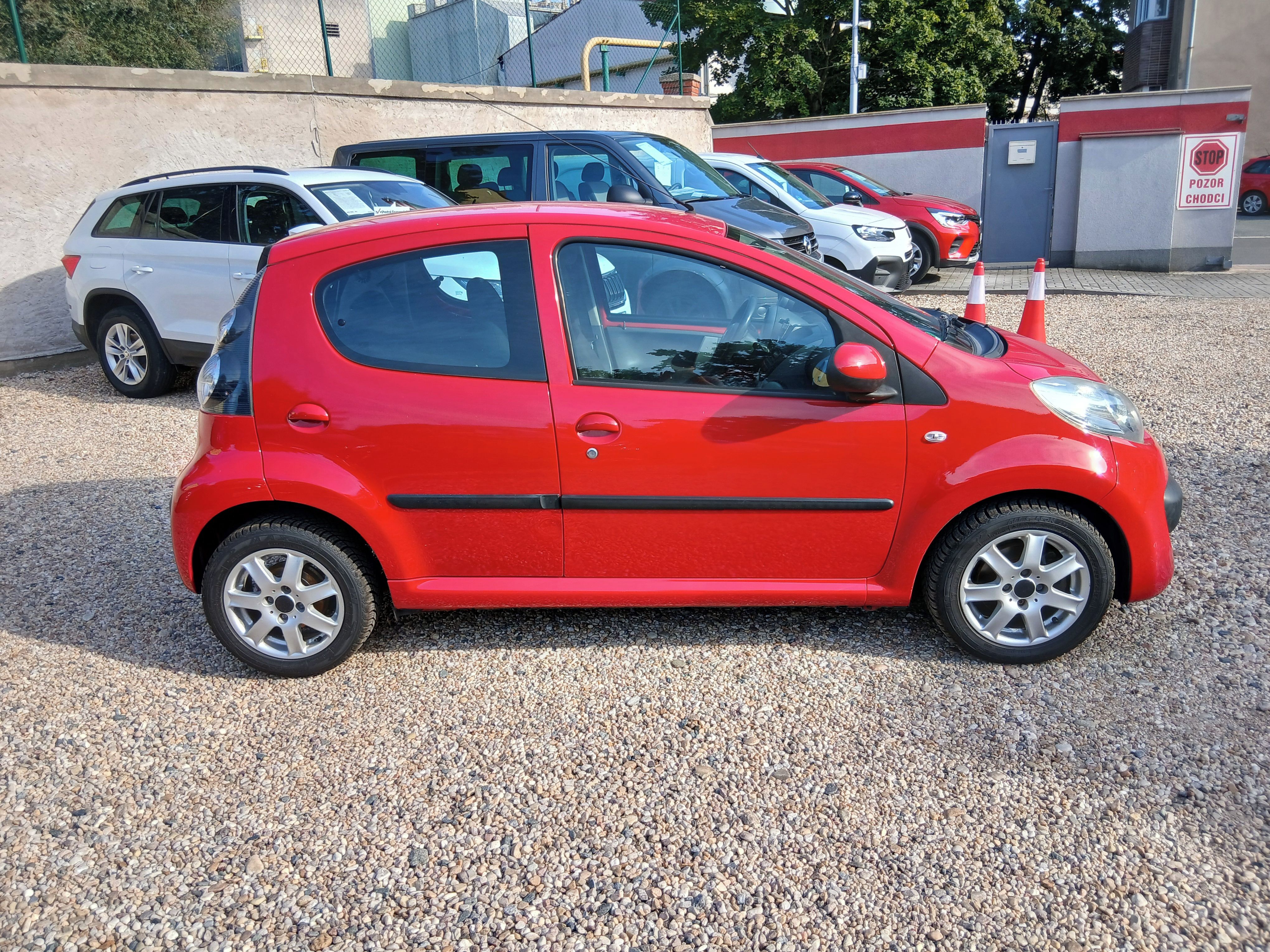 Citroën C1, 1.0i 50KW Automat - fotka 4