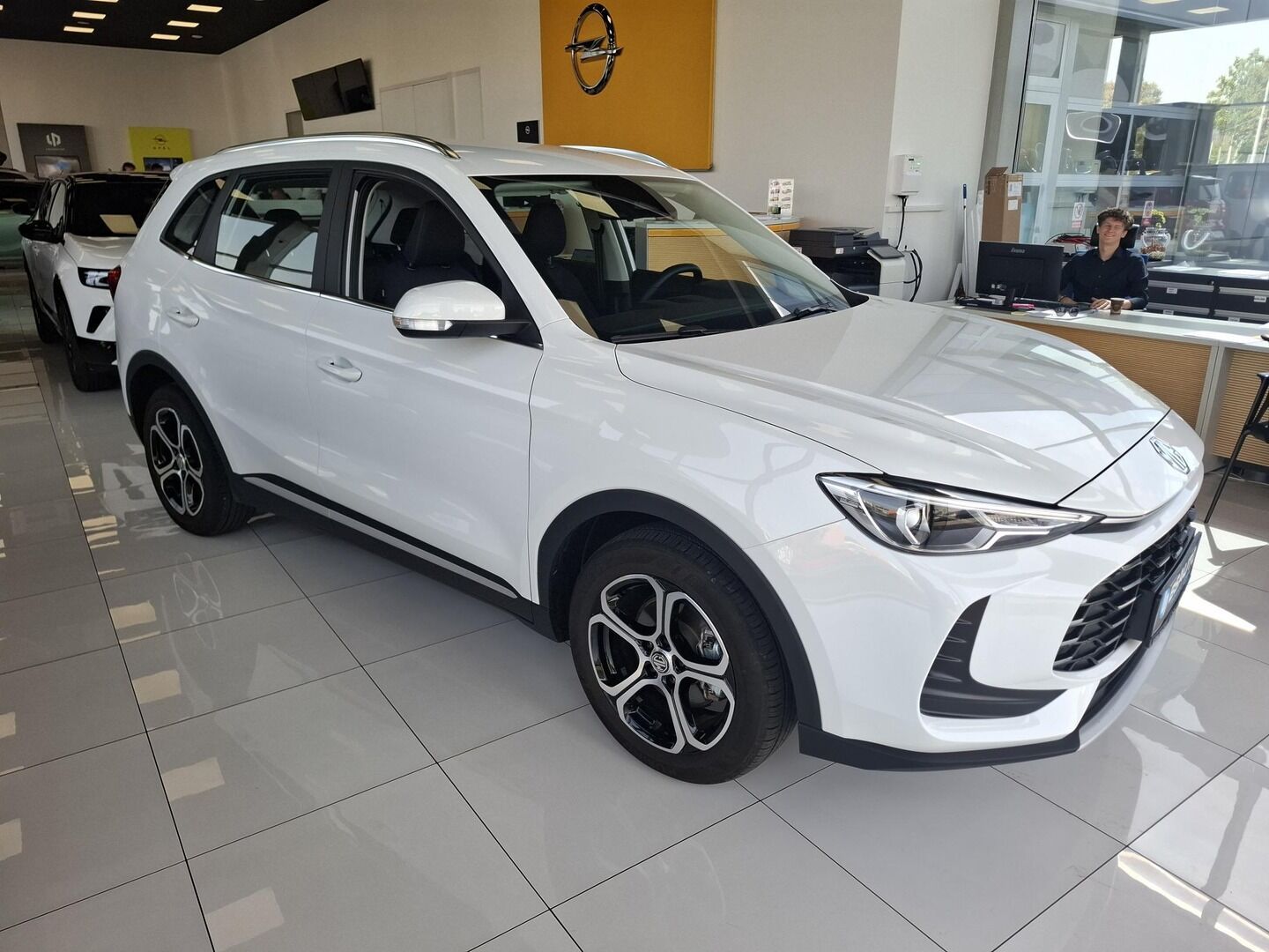 MG ZS, 1.5HEV 75KW Emotion 2025 - fotka 2
