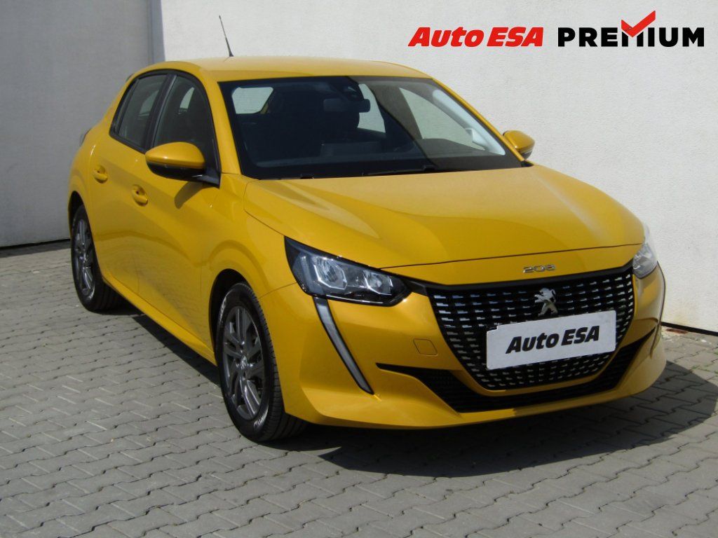 Peugeot 208, 1.2,Allure,navi