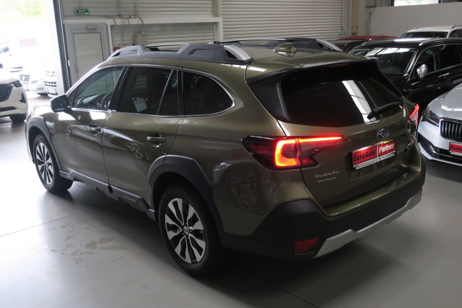 Subaru Outback, 2.5i AWD Touring - fotka 2