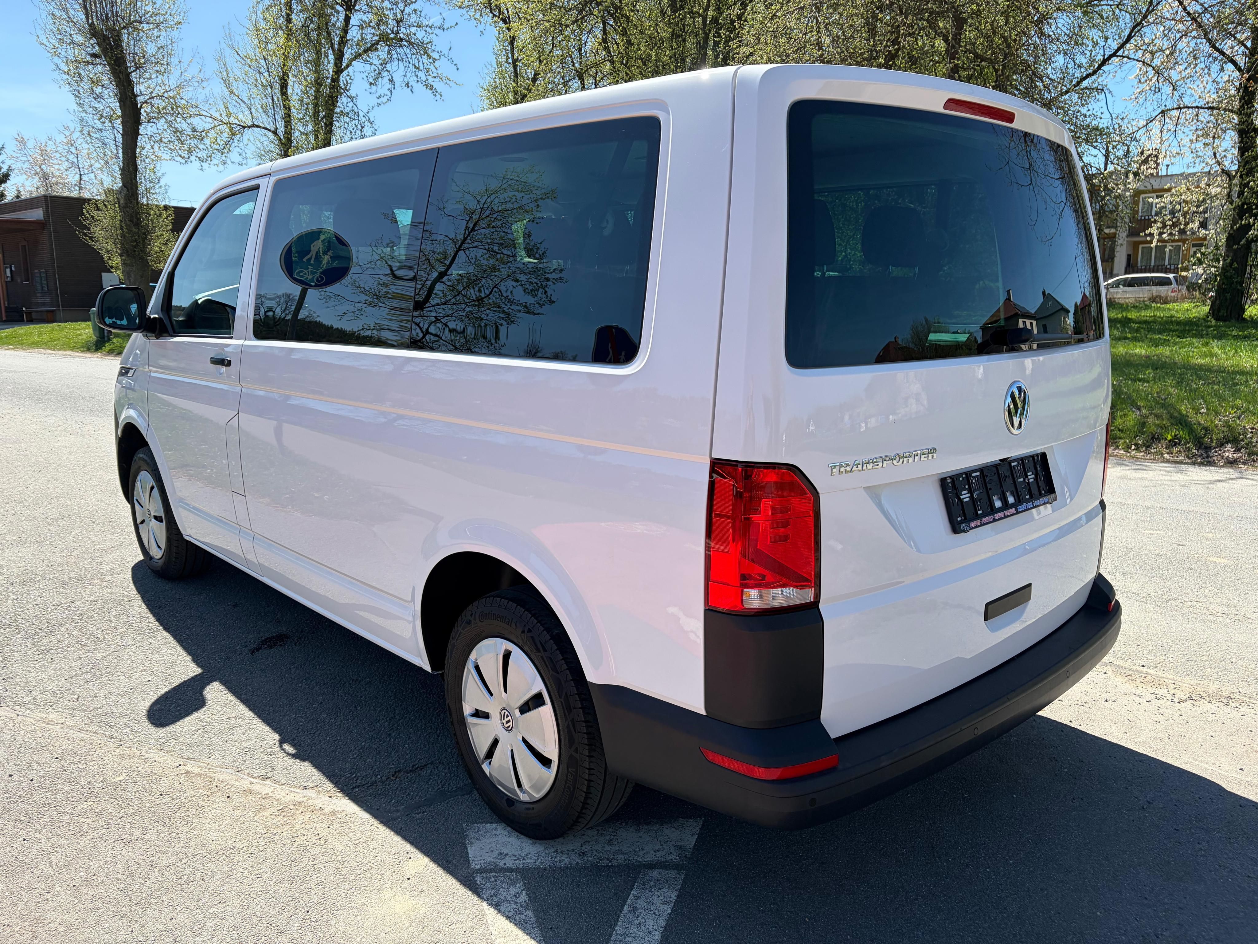 Volkswagen Transporter, T6.1, 9 míst, klima - fotka 5