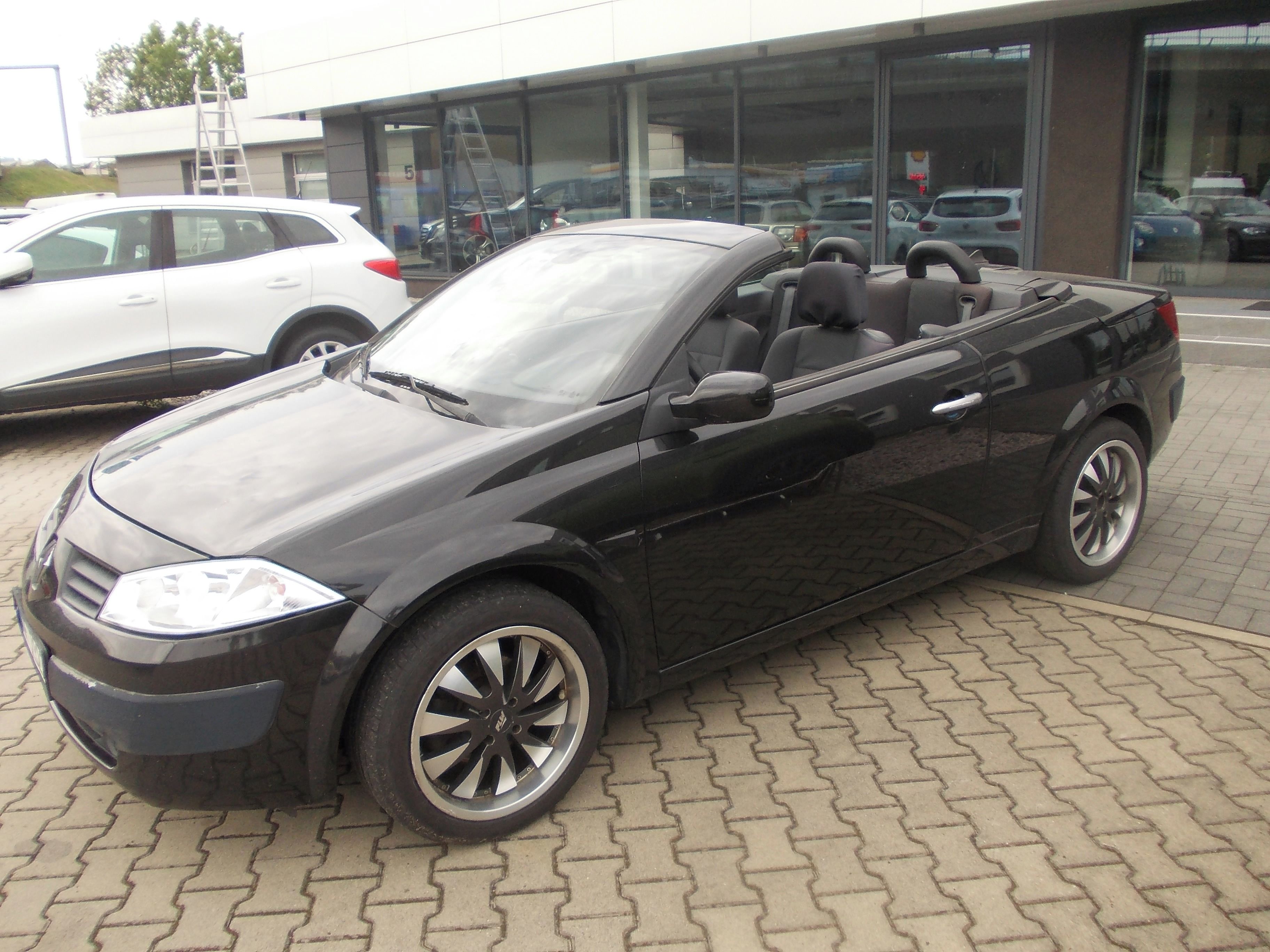 Renault Mégane, 1.6 16v 83KW CABRIO - fotka 2