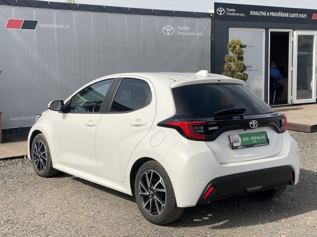 Toyota Yaris, 1.5i, ČR, Style Tech, automat - fotka 5
