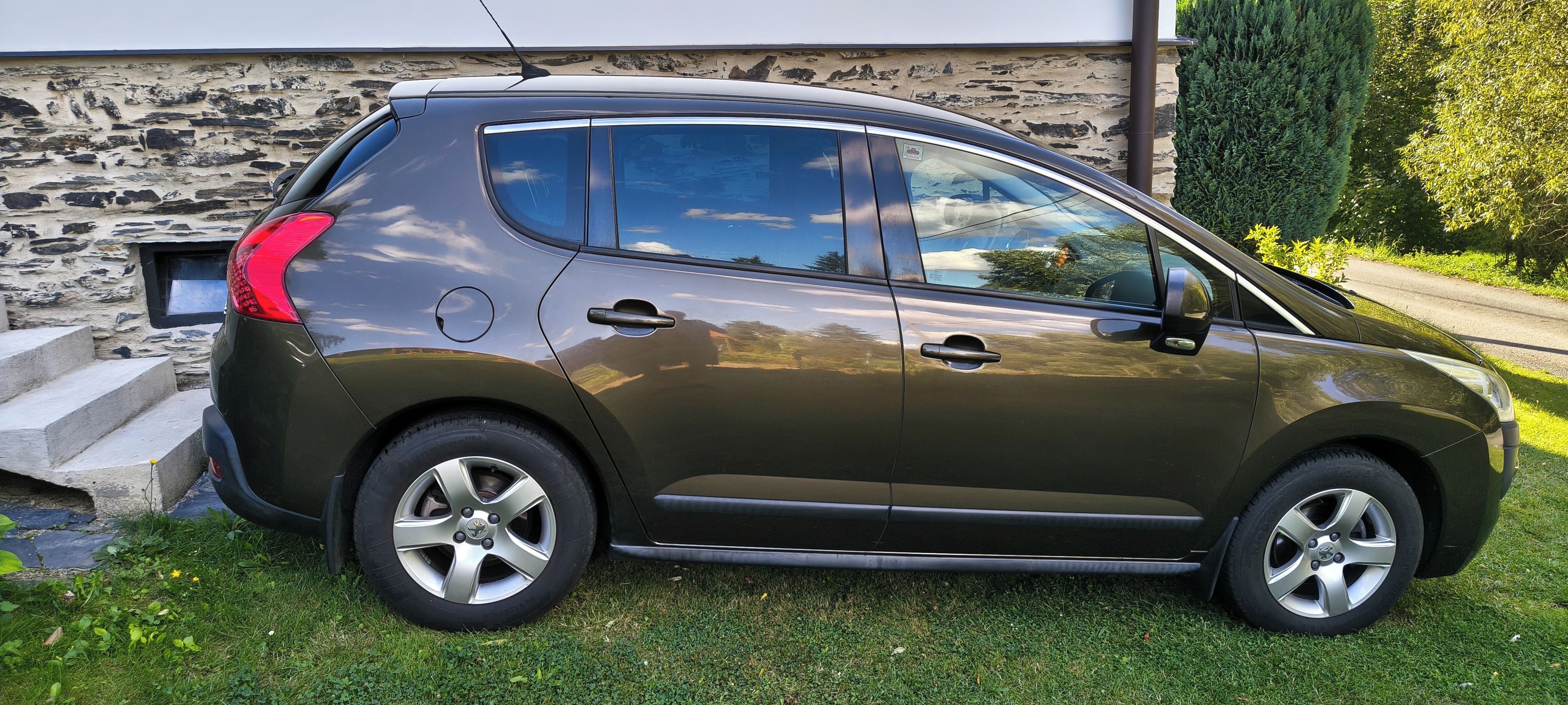 Peugeot 3008, Peugeot 3008 1,6HDI - fotka 3