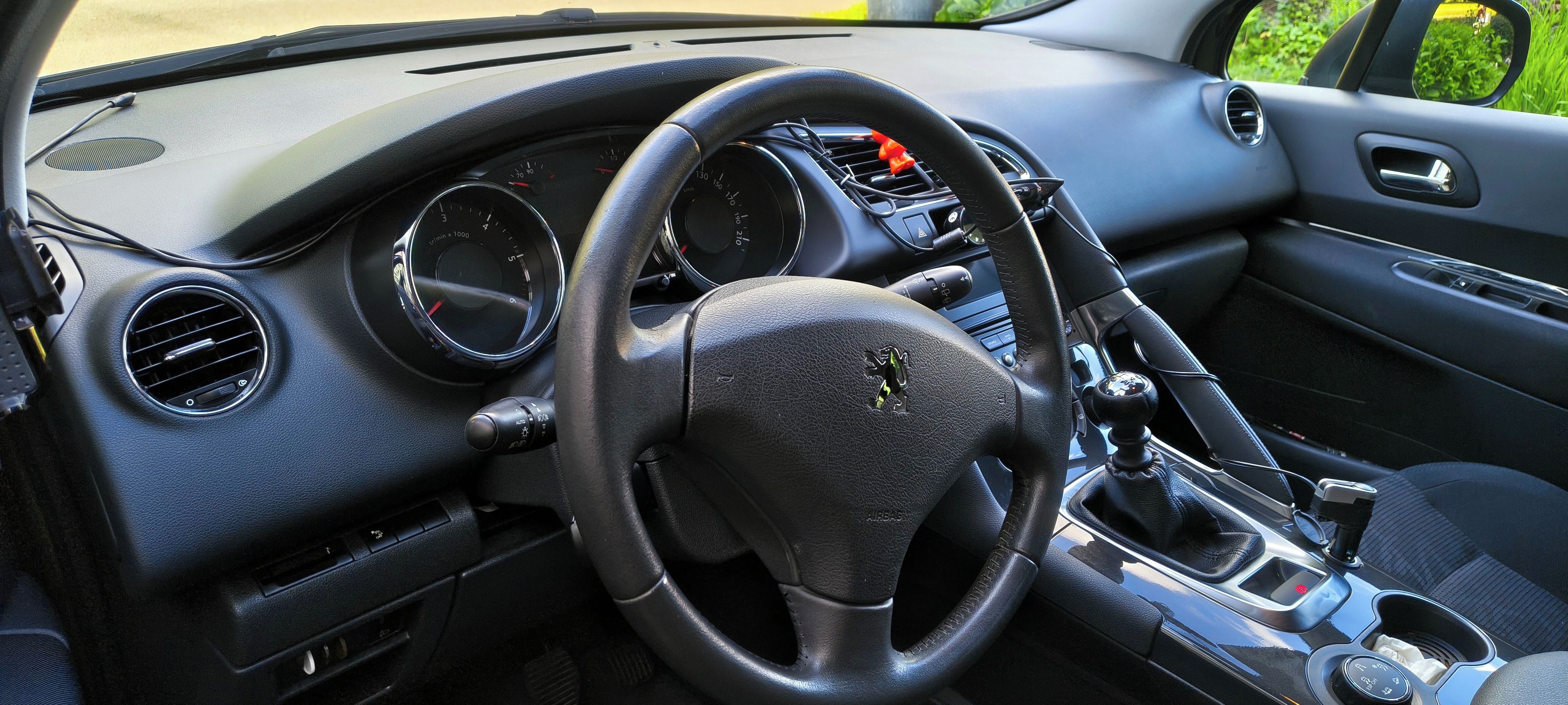 Peugeot 3008, Peugeot 3008 1,6HDI - fotka 6