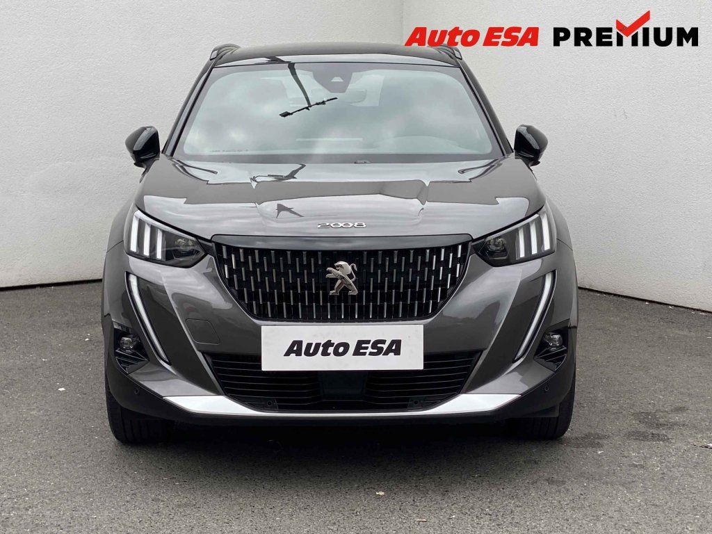 Peugeot 2008, 1.2,navi - fotka 2