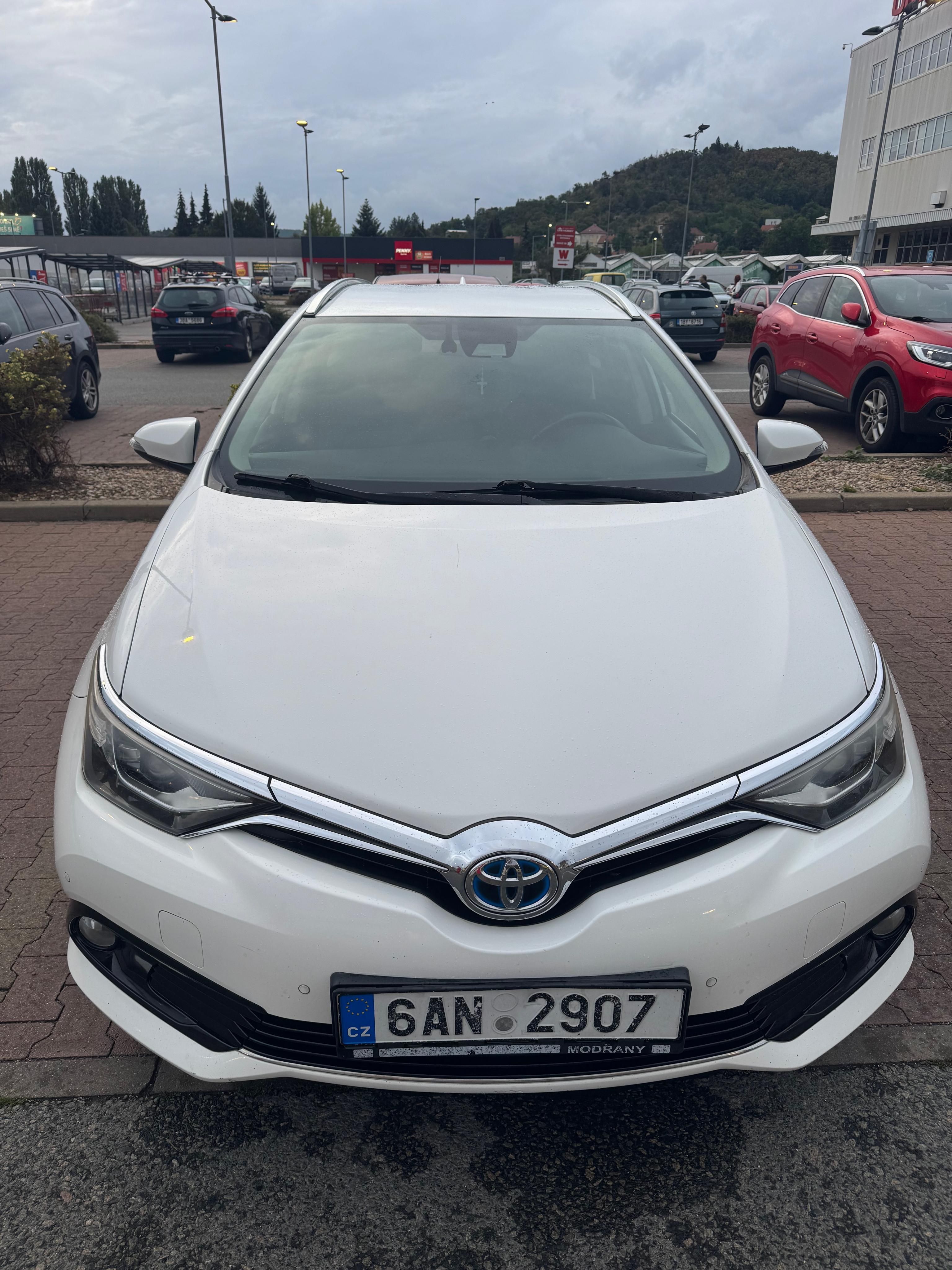 Toyota Auris, 1.8 Hybrid Trend+, Odhlučnění - fotka 6