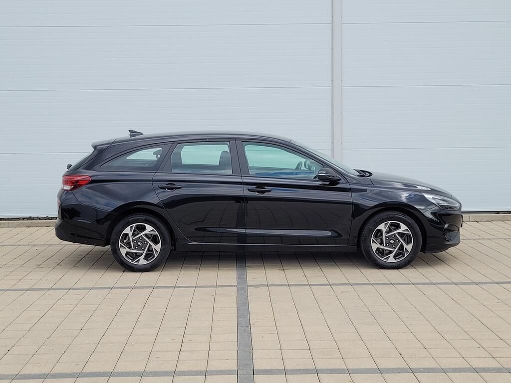 Hyundai i30, Comfort 1.0 GDI 73 kW - fotka 4