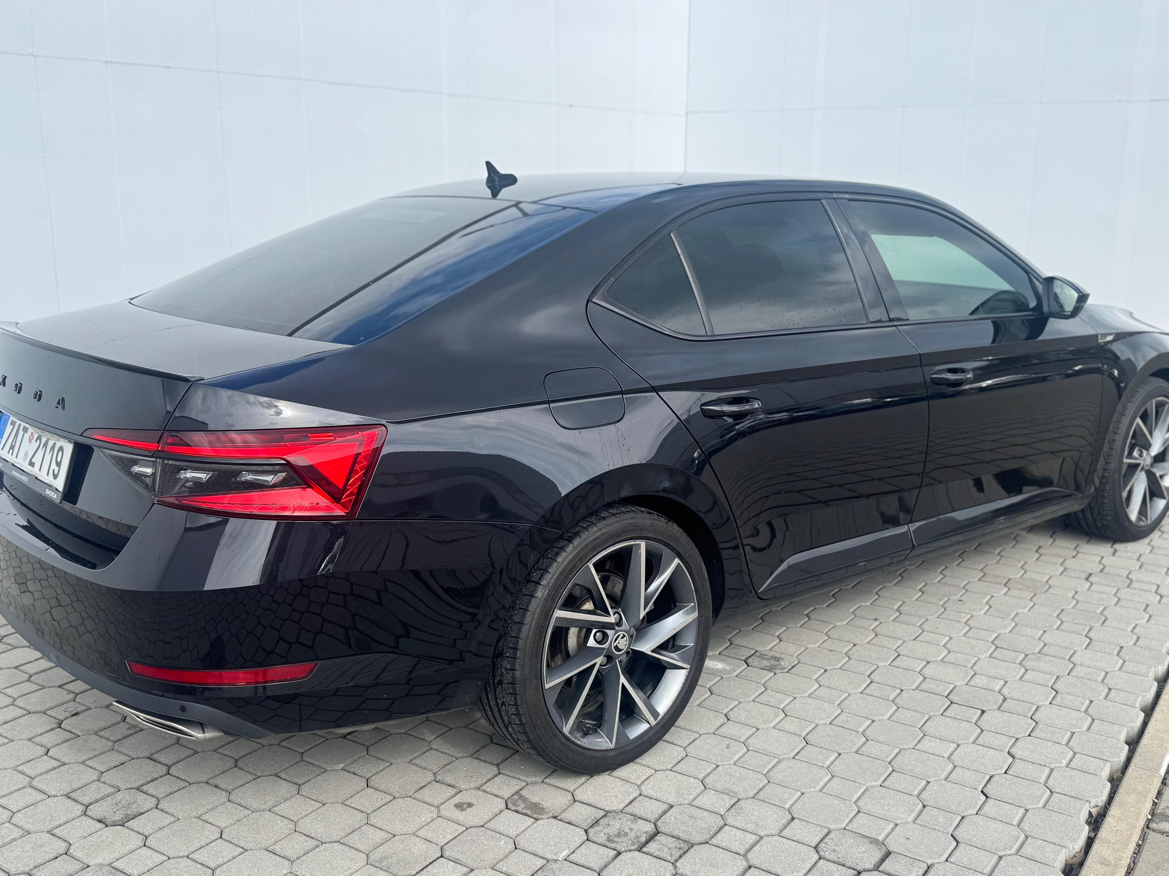 Škoda Superb, 2.0tsi, webasto, matrix,200kw - fotka 3