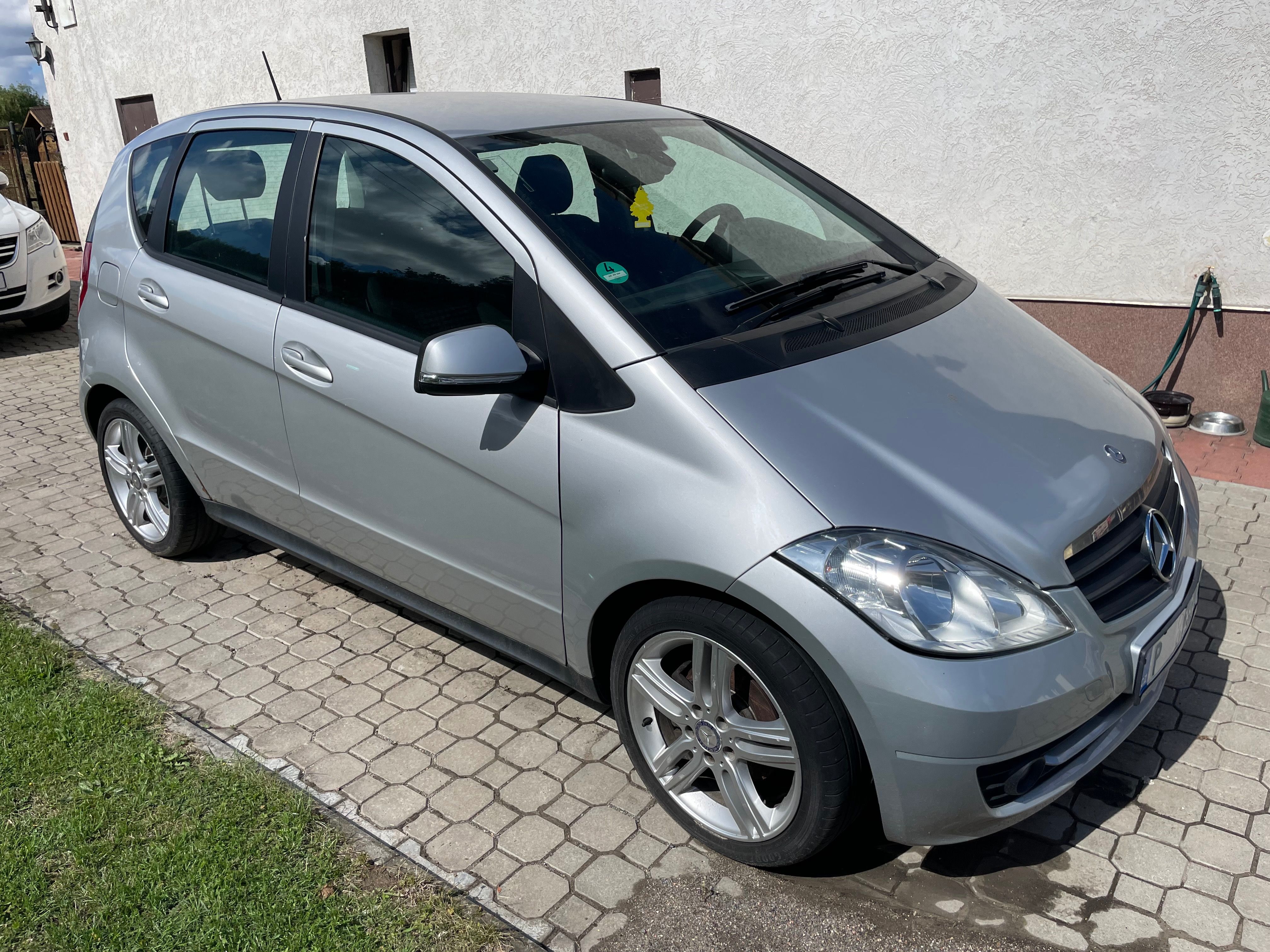 Mercedes-Benz Třídy A, 1,6 diesel automat - fotka 5