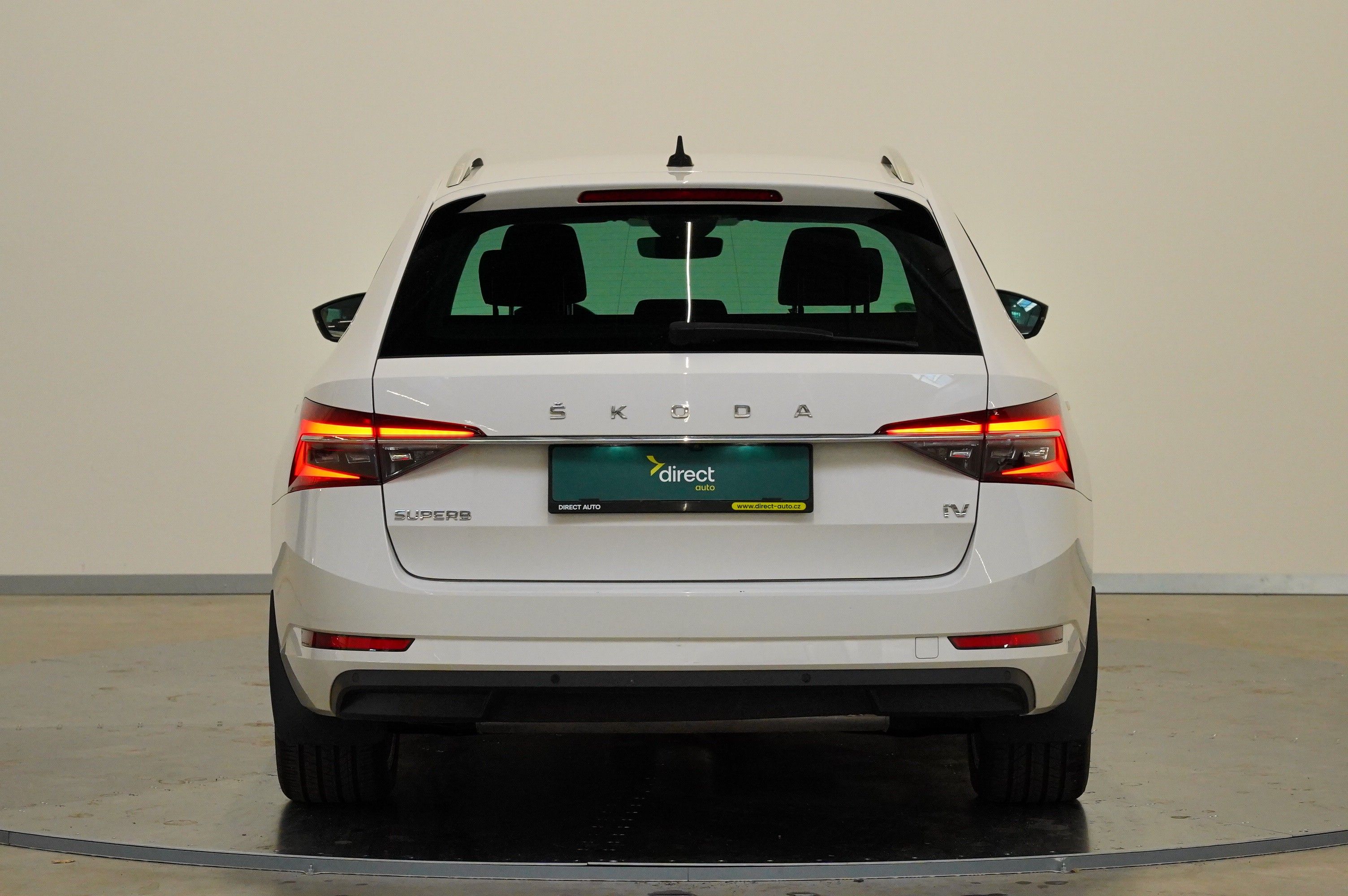 Škoda Superb, 1.4 TSI iV 115 kW Style - fotka 6