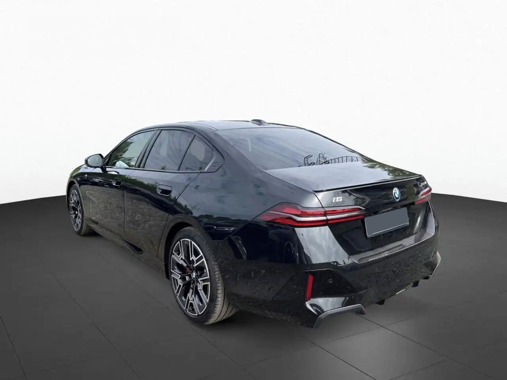 BMW i5, xDrive40 M-Sport Pro B&W Venti - fotka 4