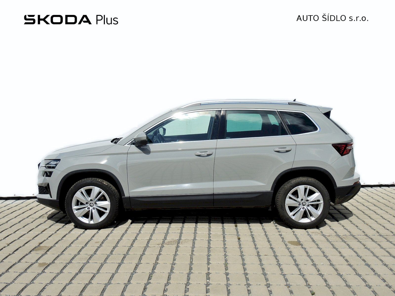 Škoda Karoq, 1.5 TSI 110kW Top Selection - fotka 3