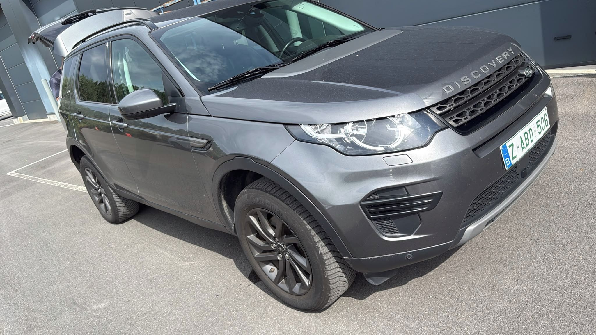 Land Rover Discovery Sport, 2,0 d automat- 4x 4-7místný - fotka 6