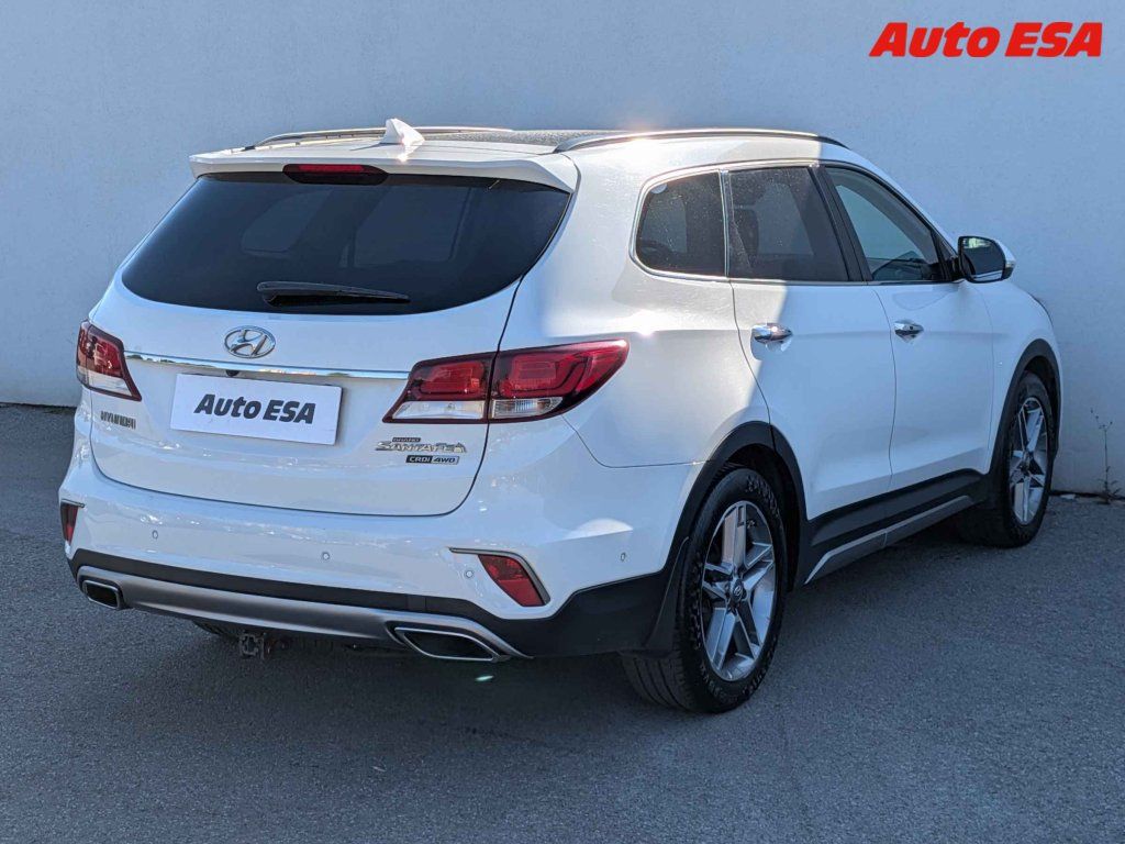 Hyundai Santa Fe, 2.2 CRDi 4x4,1.maj,ČR - fotka 6