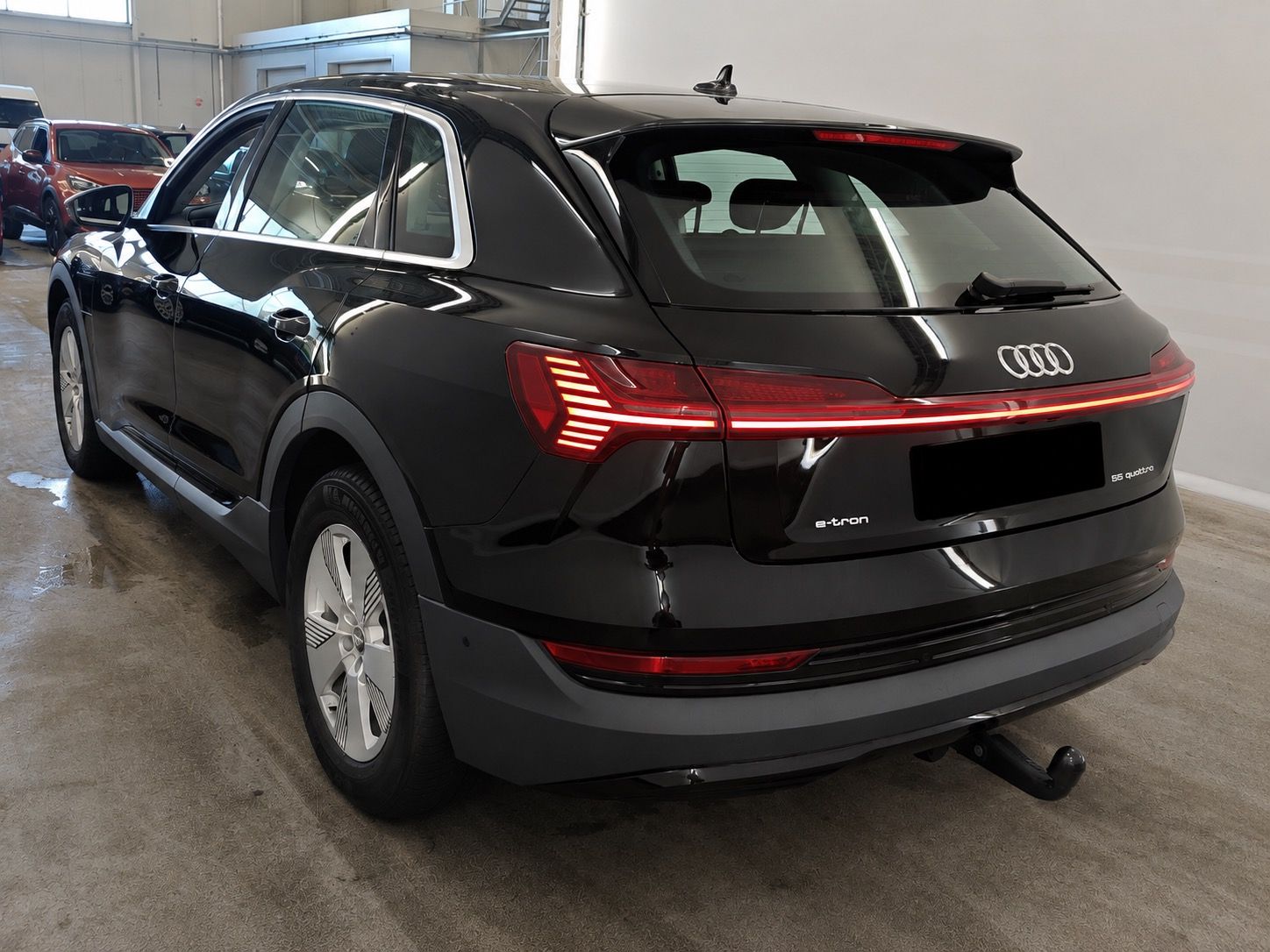 Audi e-tron, Audi E-Tron 55. 300 kw. 107000 - fotka 5
