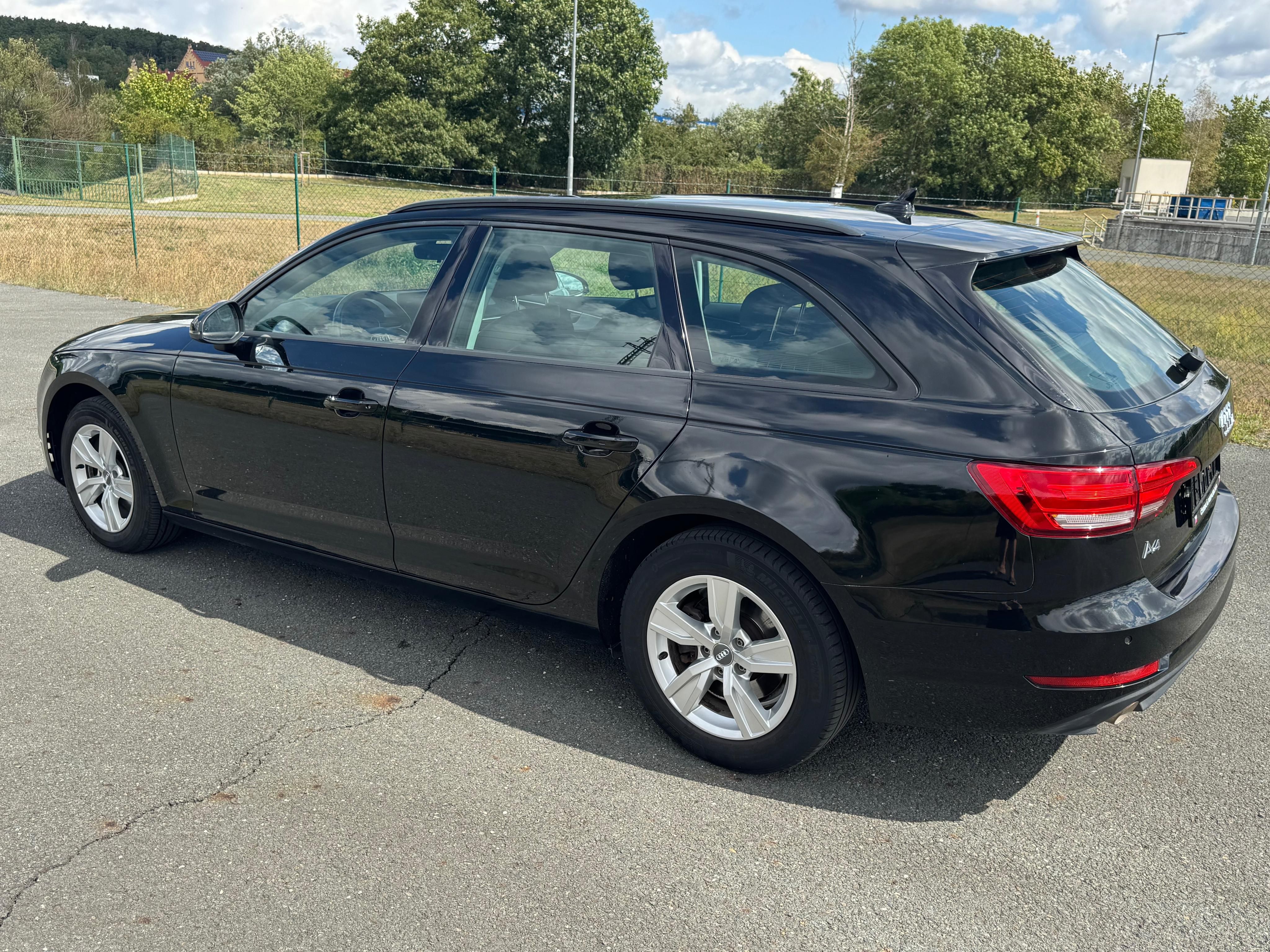 Audi A4, COMBI FACELIFT 2.0 TDI - fotka 4