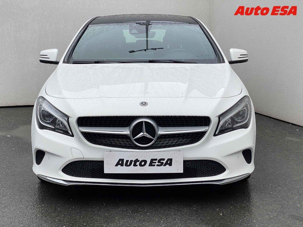 Mercedes-Benz CLA, 1.6 180,AT - fotka 2
