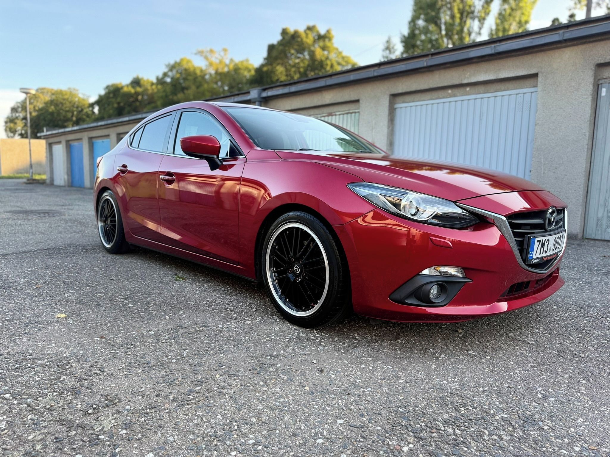 Mazda 3, 2.0 SkyActiv-G, 2 sady kol - fotka 2