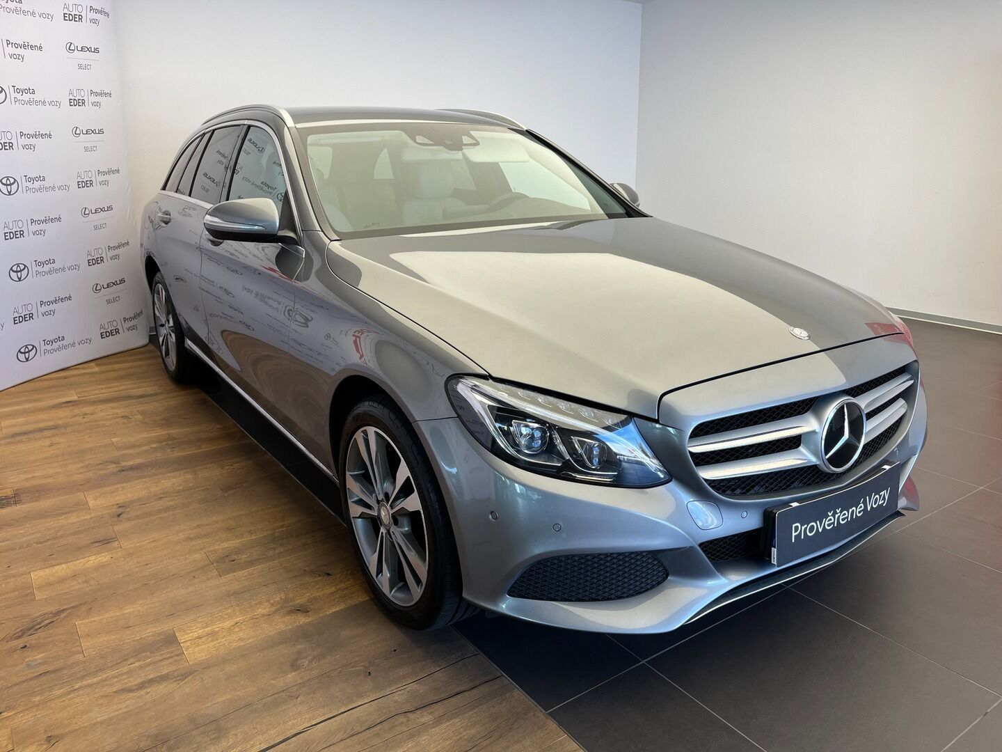 Mercedes-Benz Třídy C, C 250 d 4MATIC Avantgarde - fotka 3