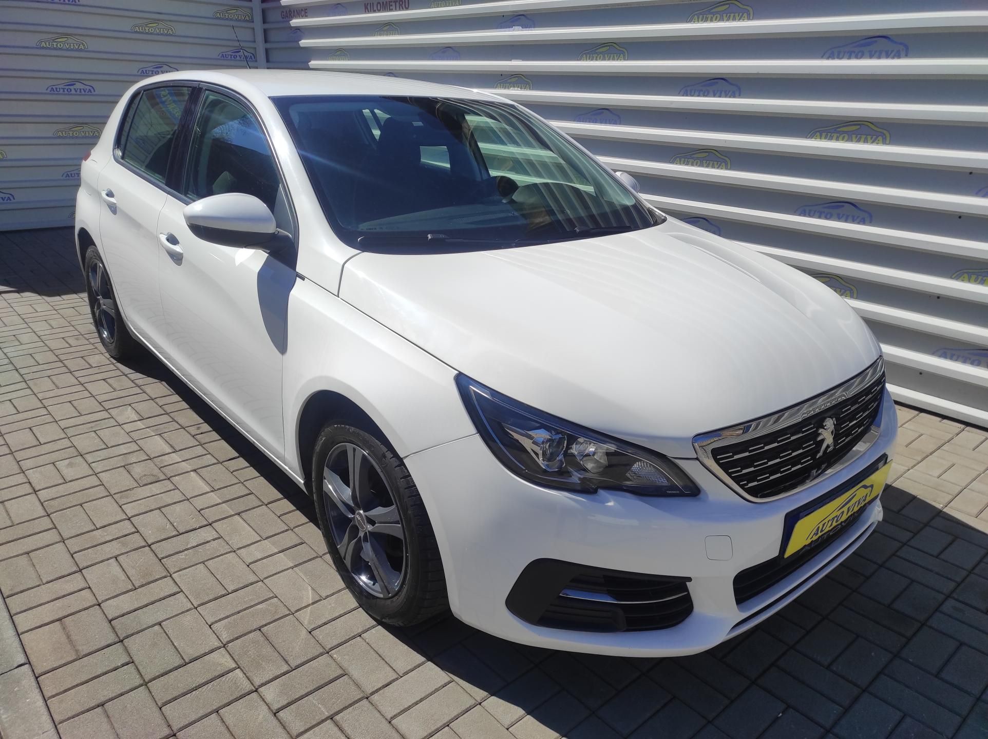 Peugeot 308, 1,2 PureTech 81kw,Po SERVISU!!