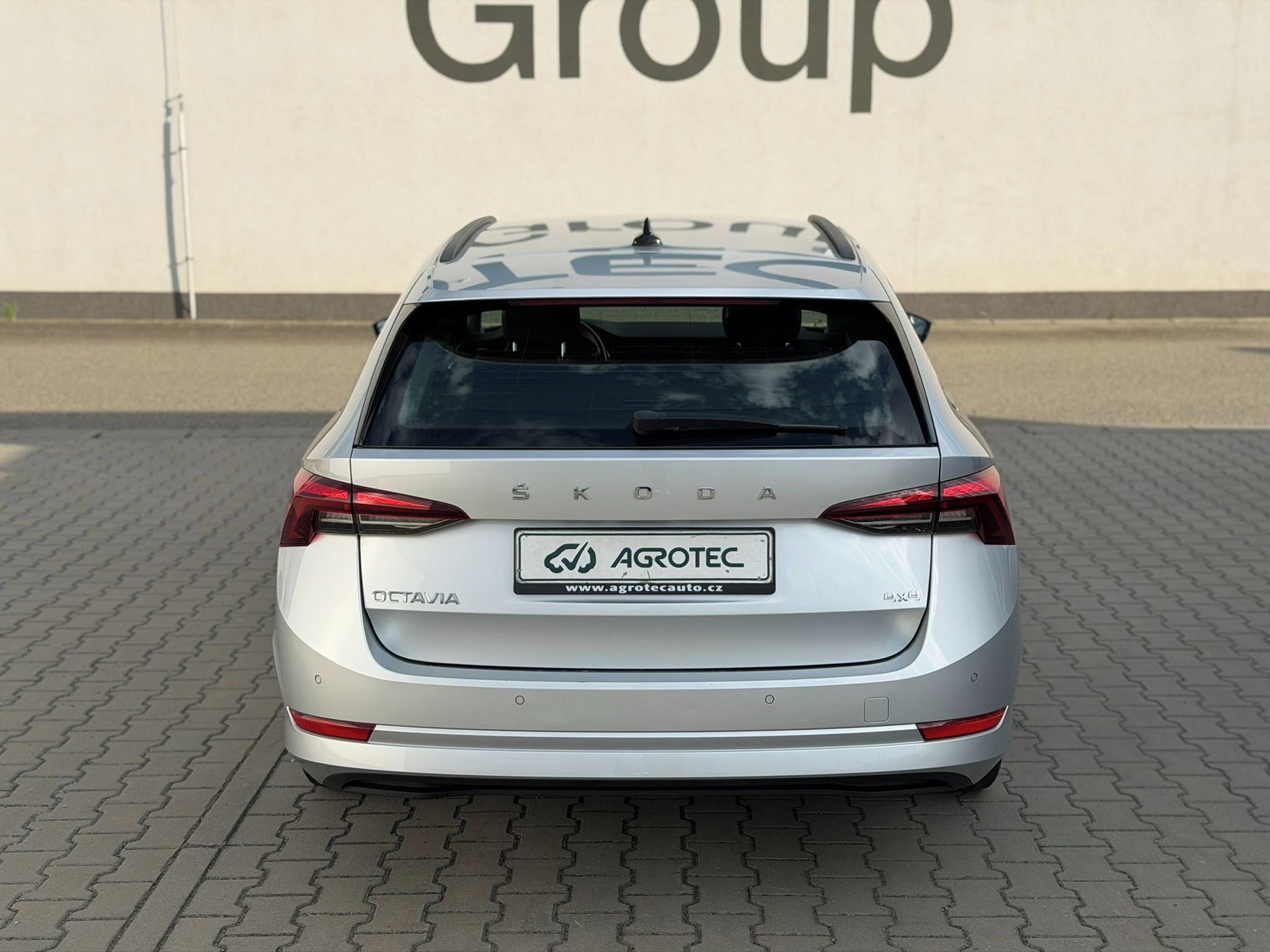 Škoda Octavia, 2.0 TDI 110kW Ambition 4x4 DSG - fotka 6