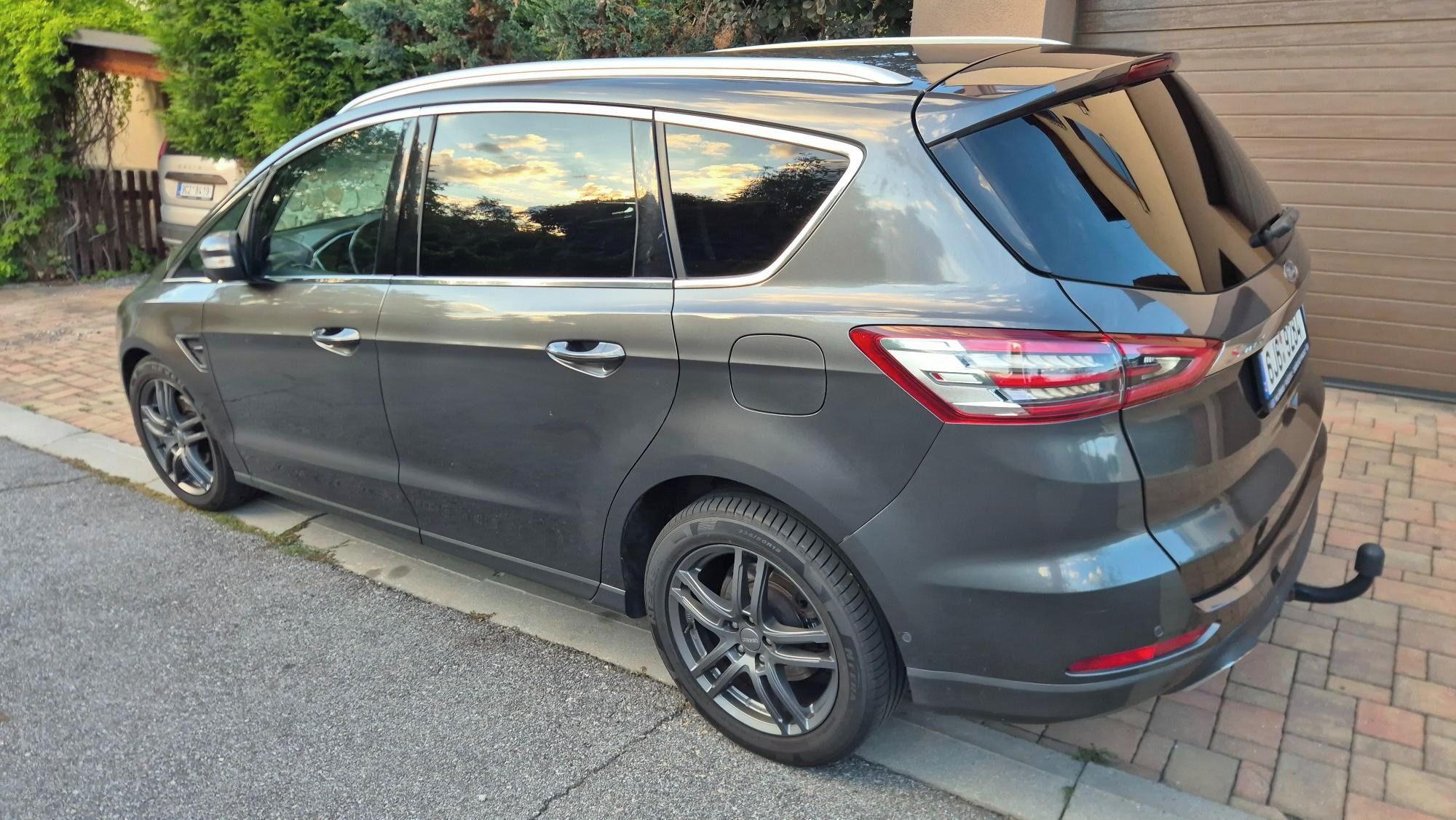 Ford S-MAX, 2.0 TDCI Titanium, 7 míst