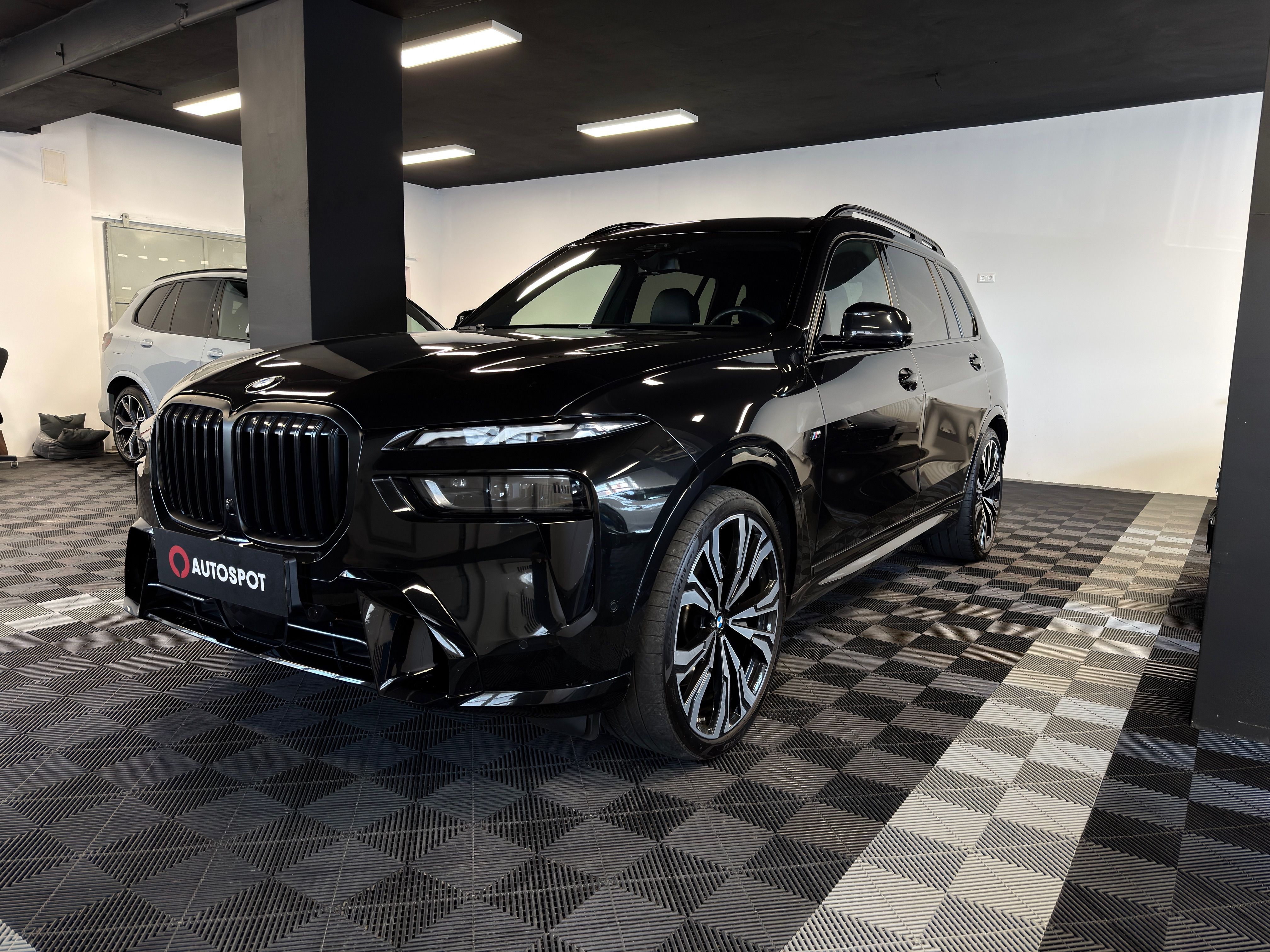 BMW X7, 40d xDrive - fotka 3